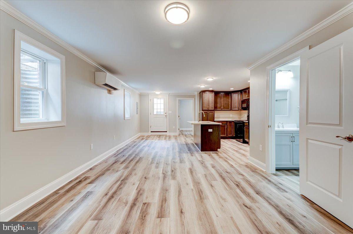 NORTH END - Residential Lease