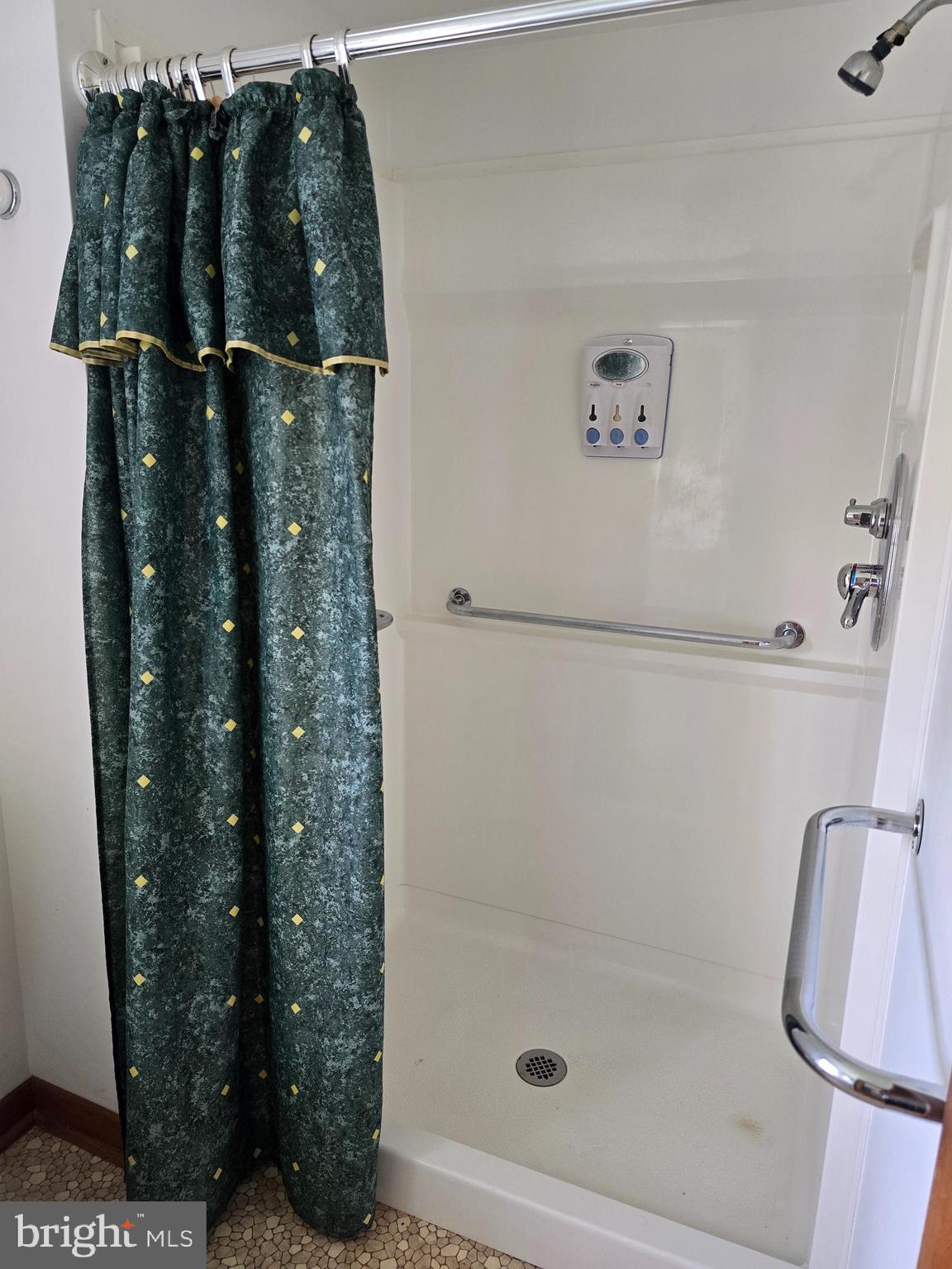 ECKHART - Residential