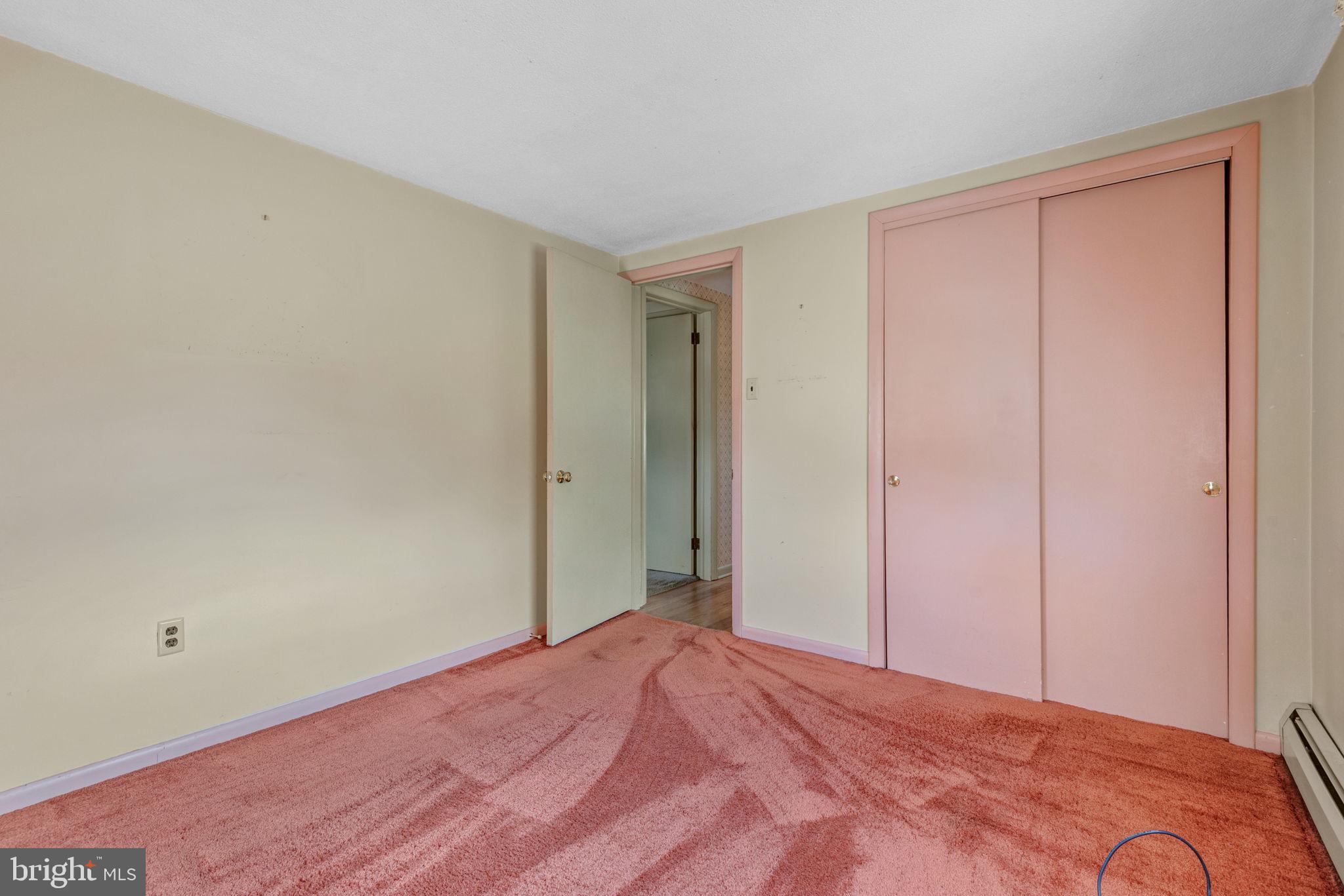 COLONIAL HEIGHTS - Residential