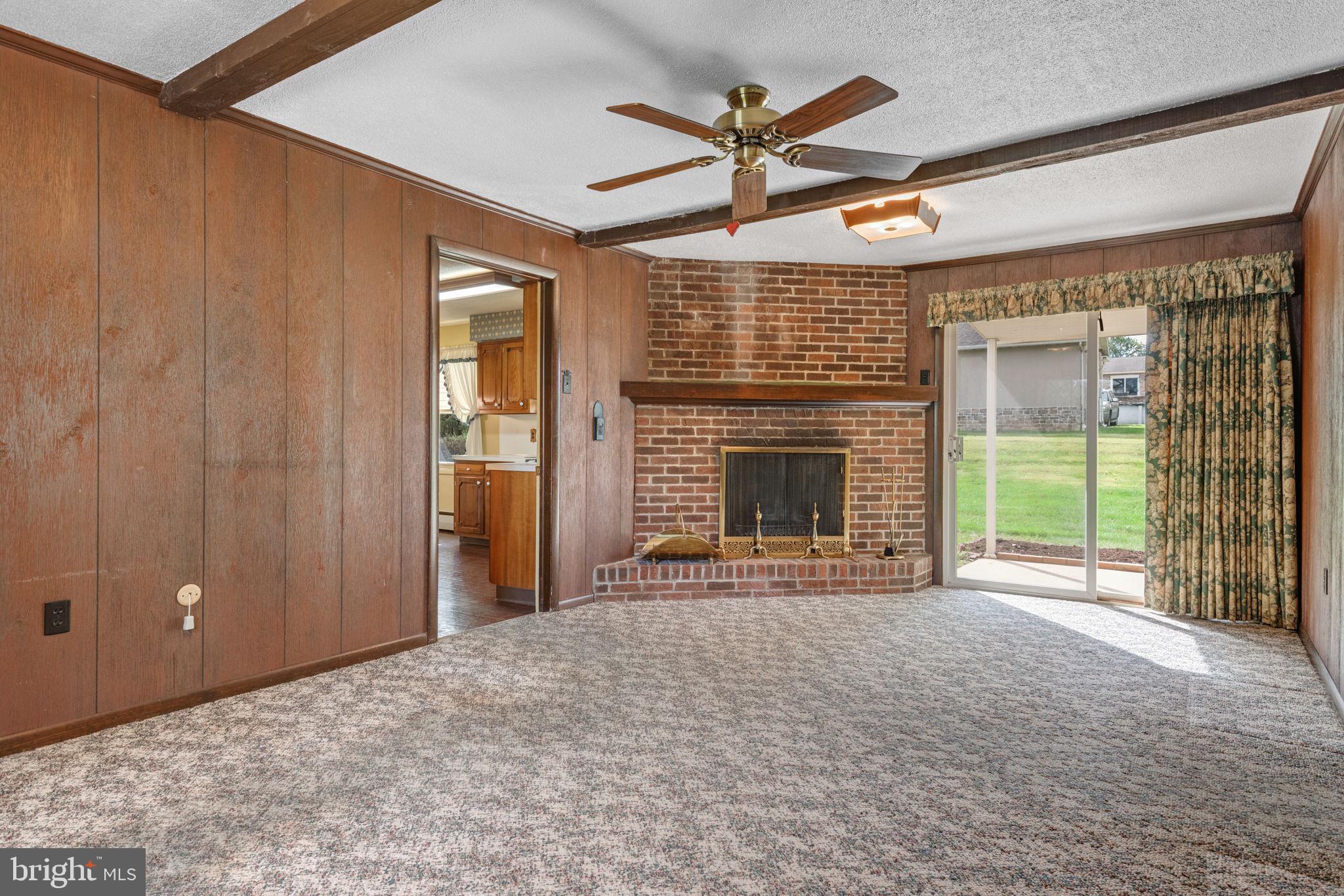 COLONIAL HEIGHTS - Residential