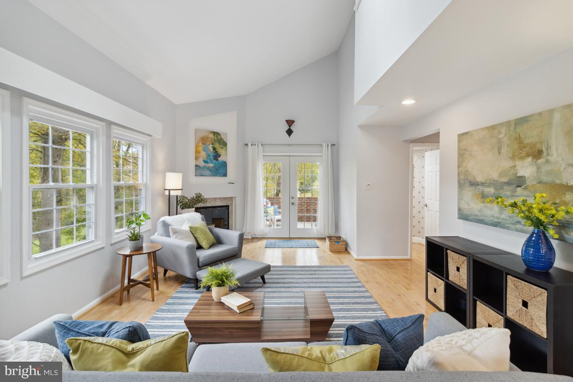 HOBBITS GLEN - Residential