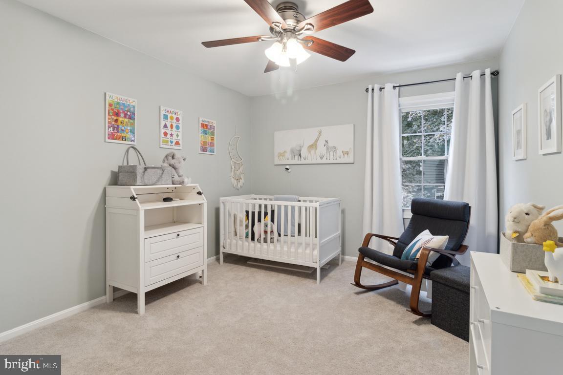 HOBBITS GLEN - Residential