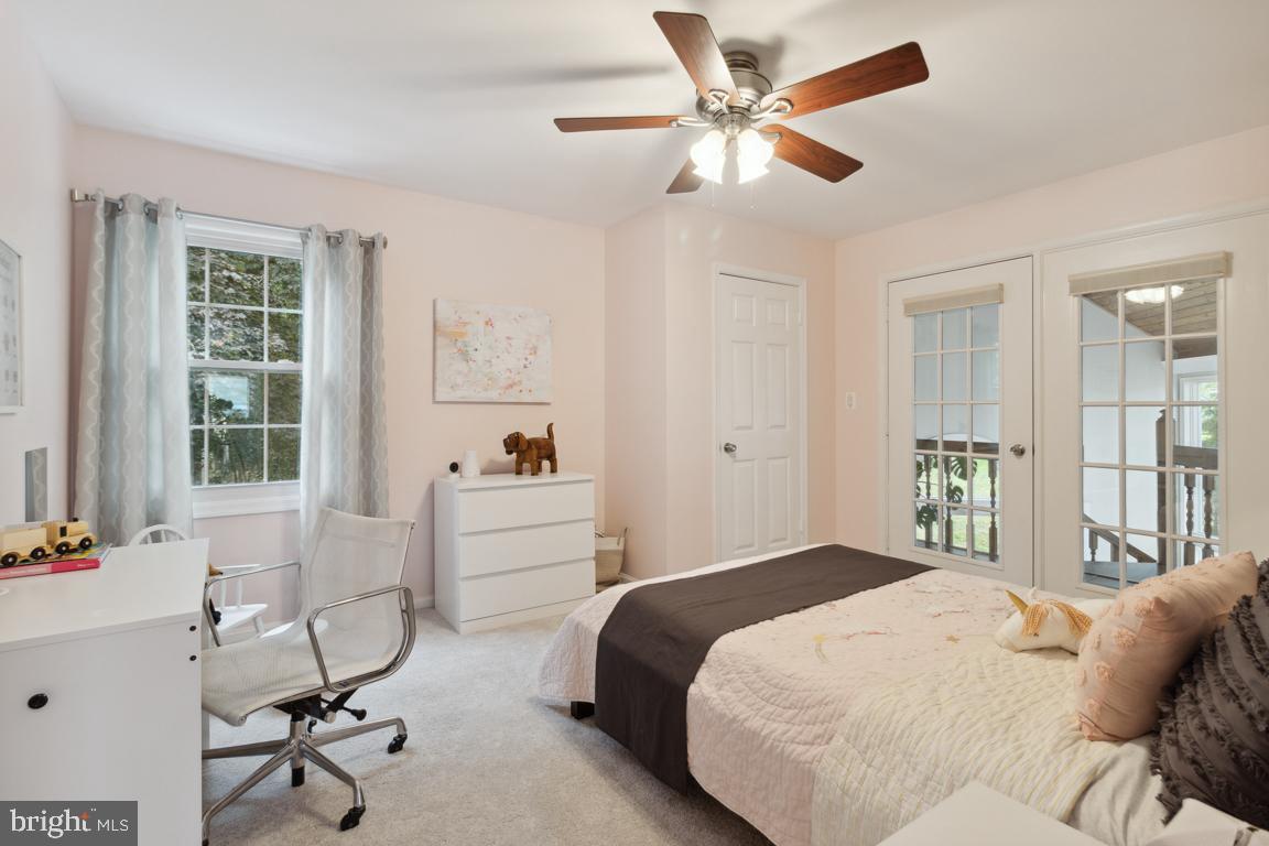 HOBBITS GLEN - Residential