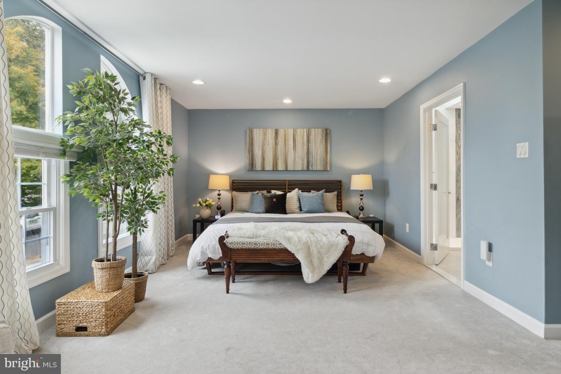 HOBBITS GLEN - Residential