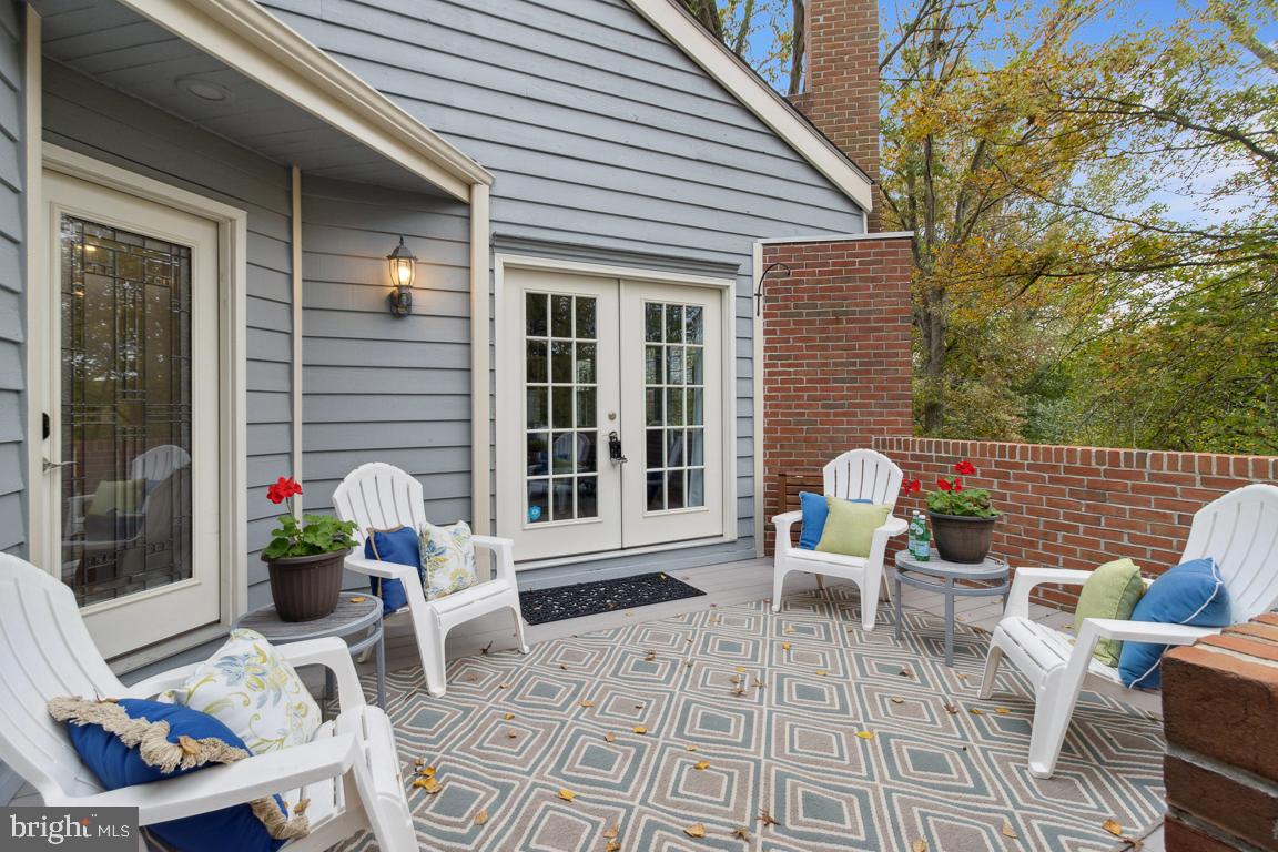 HOBBITS GLEN - Residential