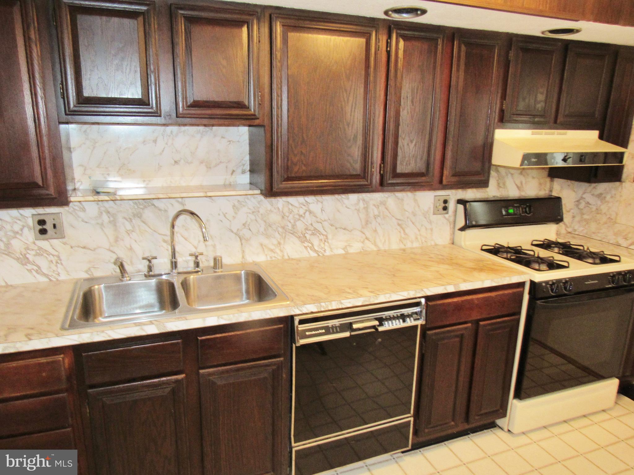 EASTFIELD - Residential