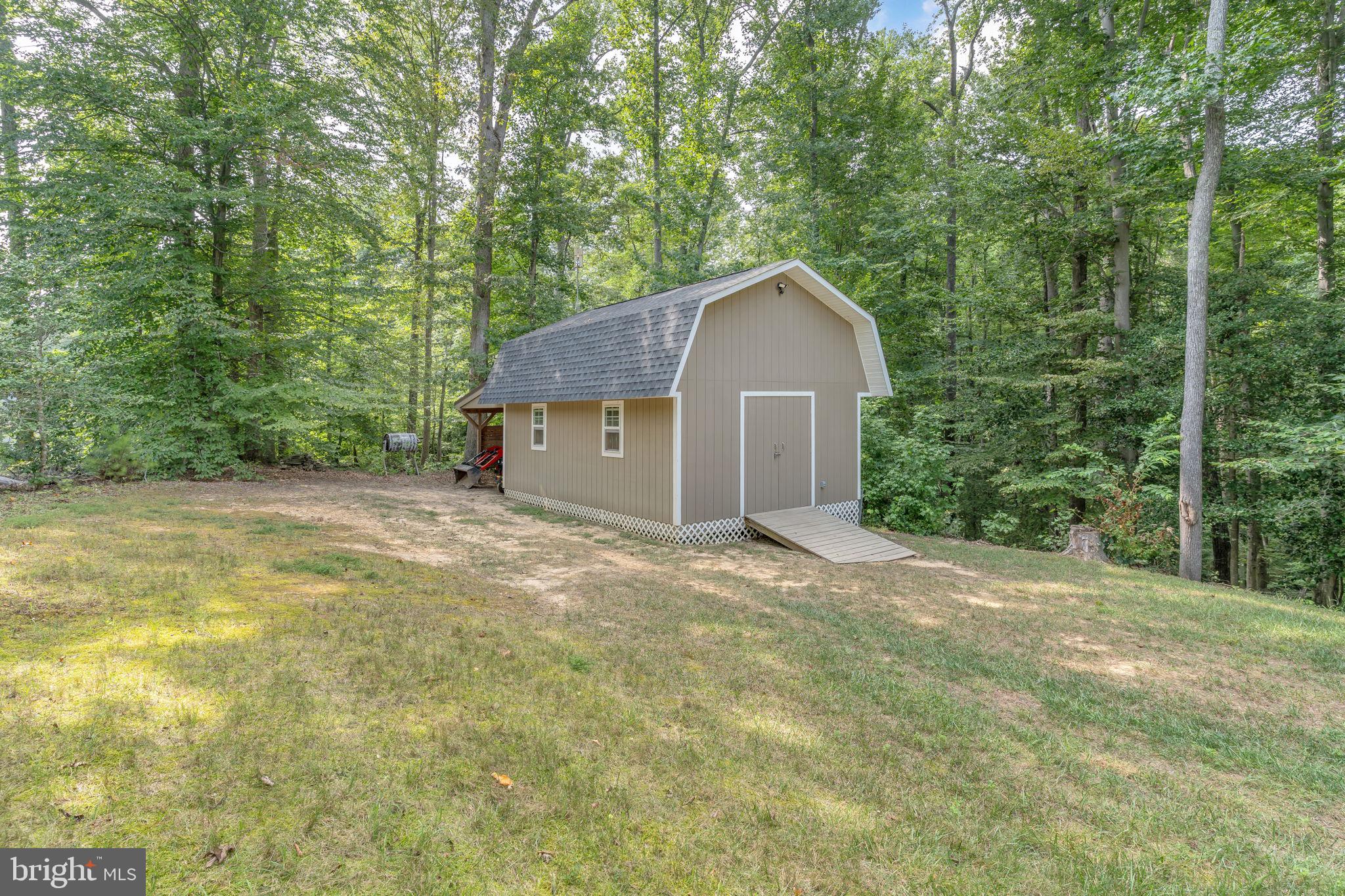 HOLLYBROOK FARM SUB - Residential