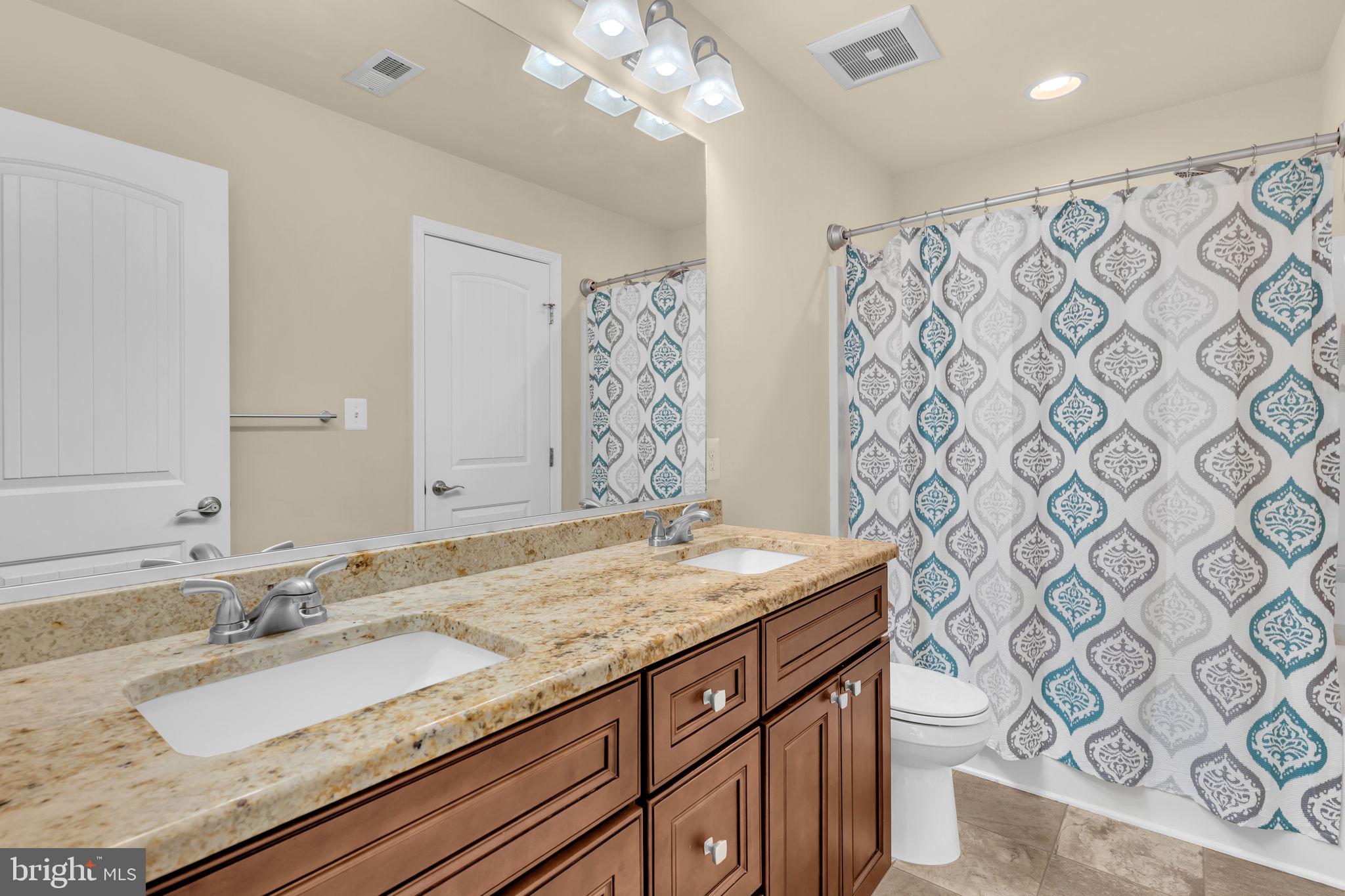 HOLLYBROOK FARM SUB - Residential