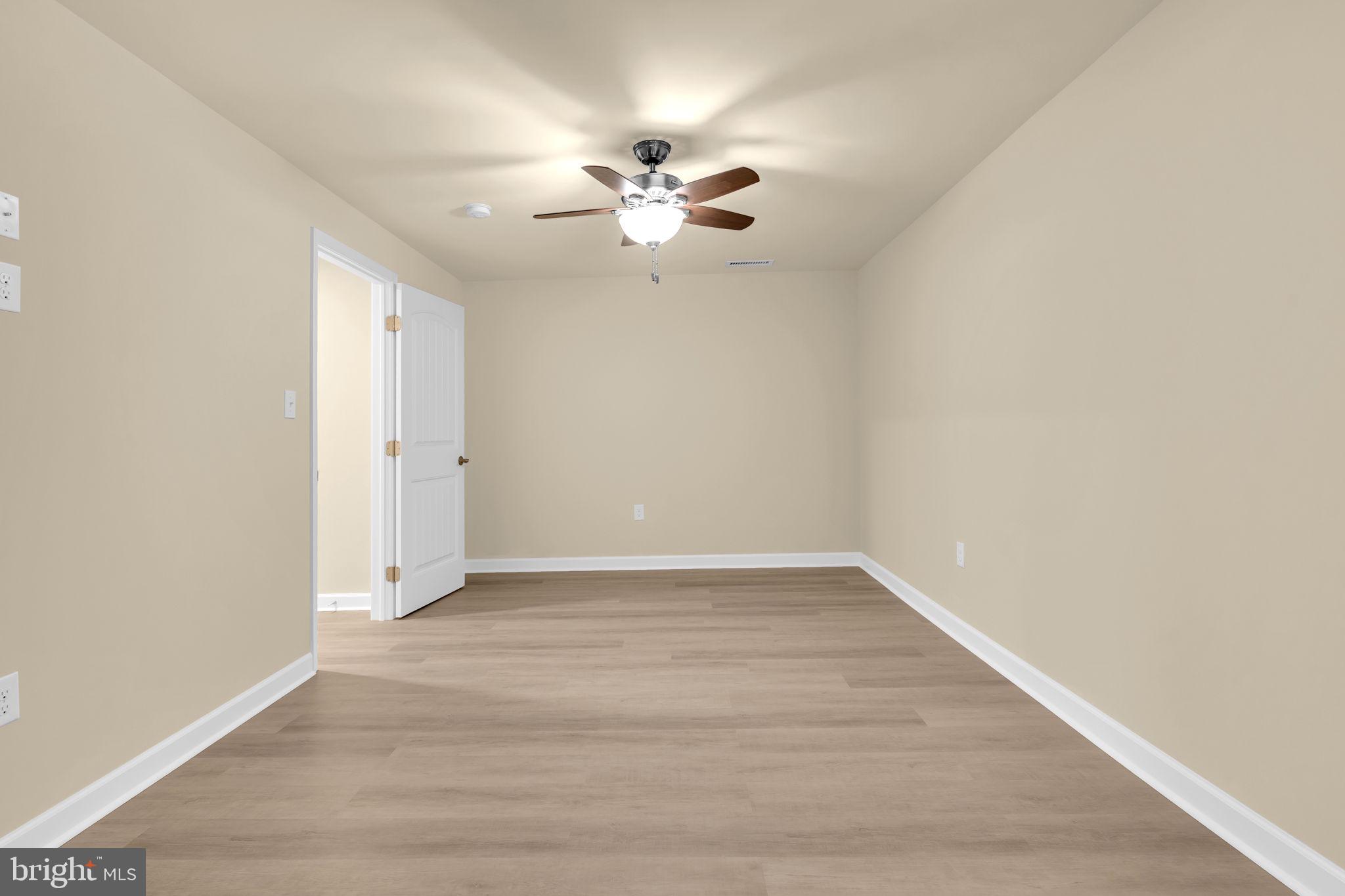 HOLLYBROOK FARM SUB - Residential