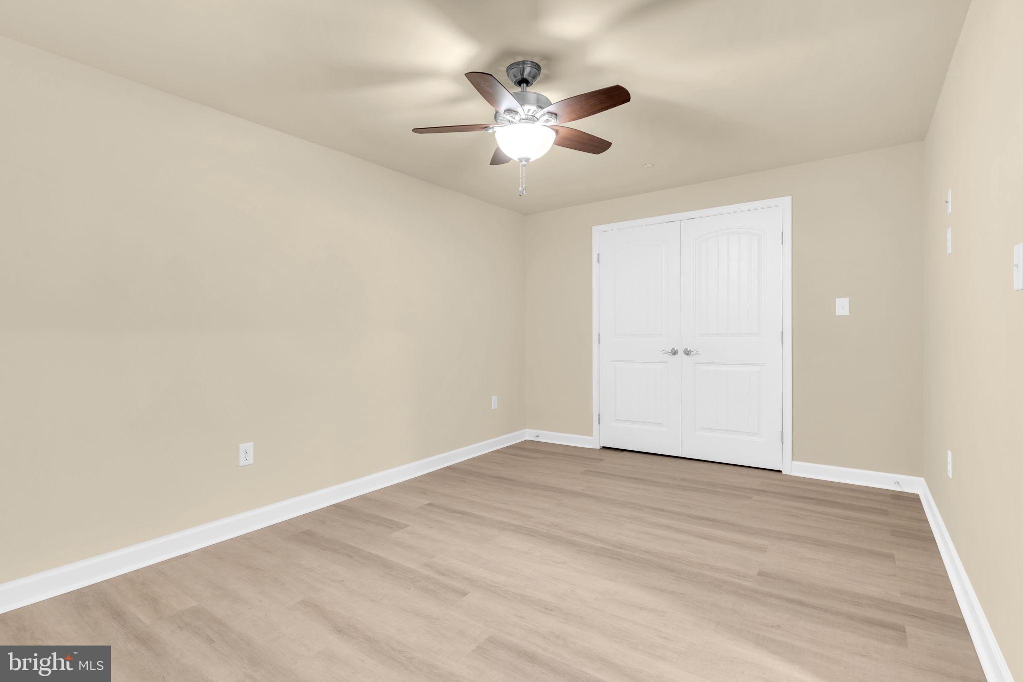 HOLLYBROOK FARM SUB - Residential