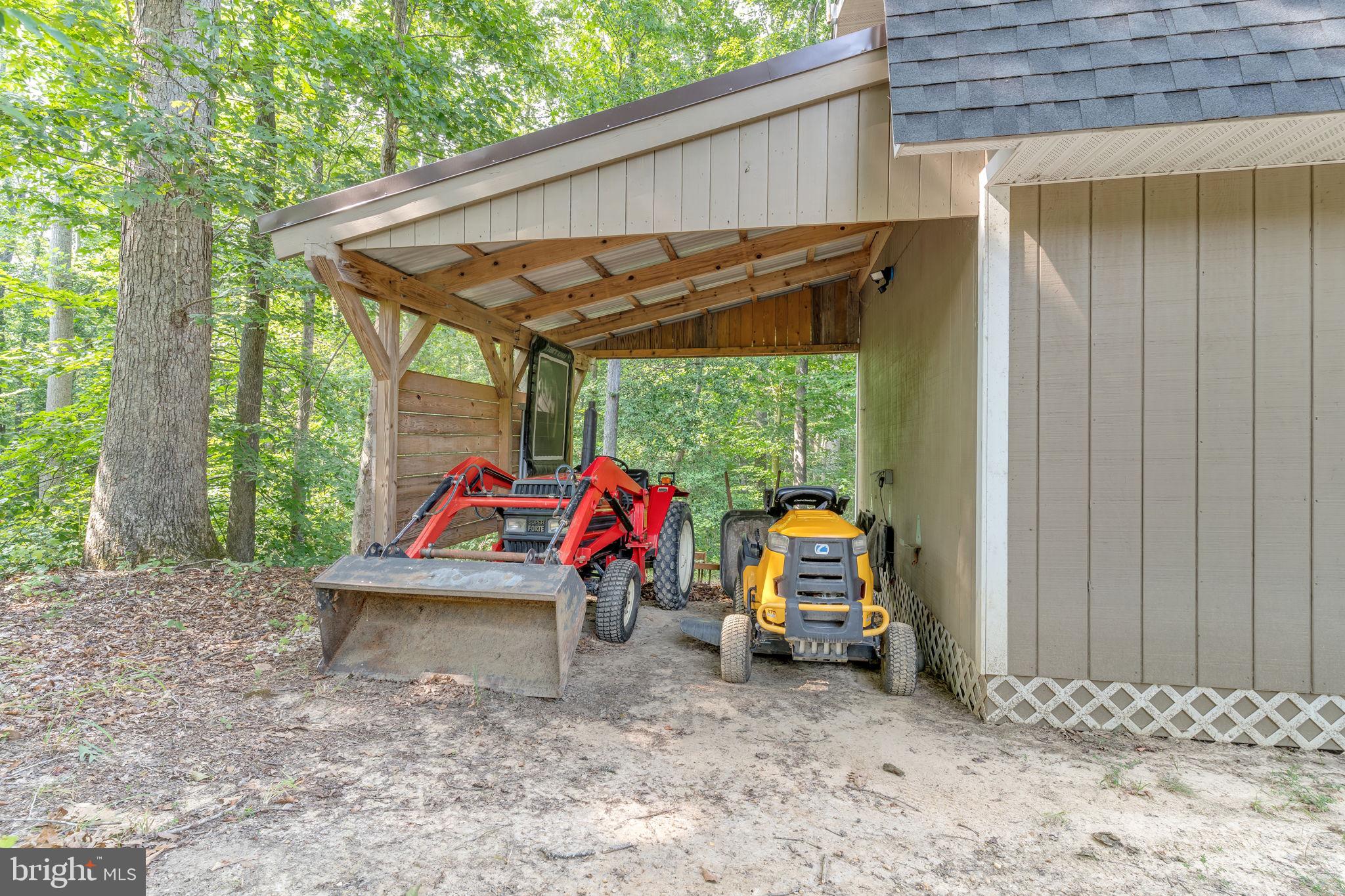 HOLLYBROOK FARM SUB - Residential