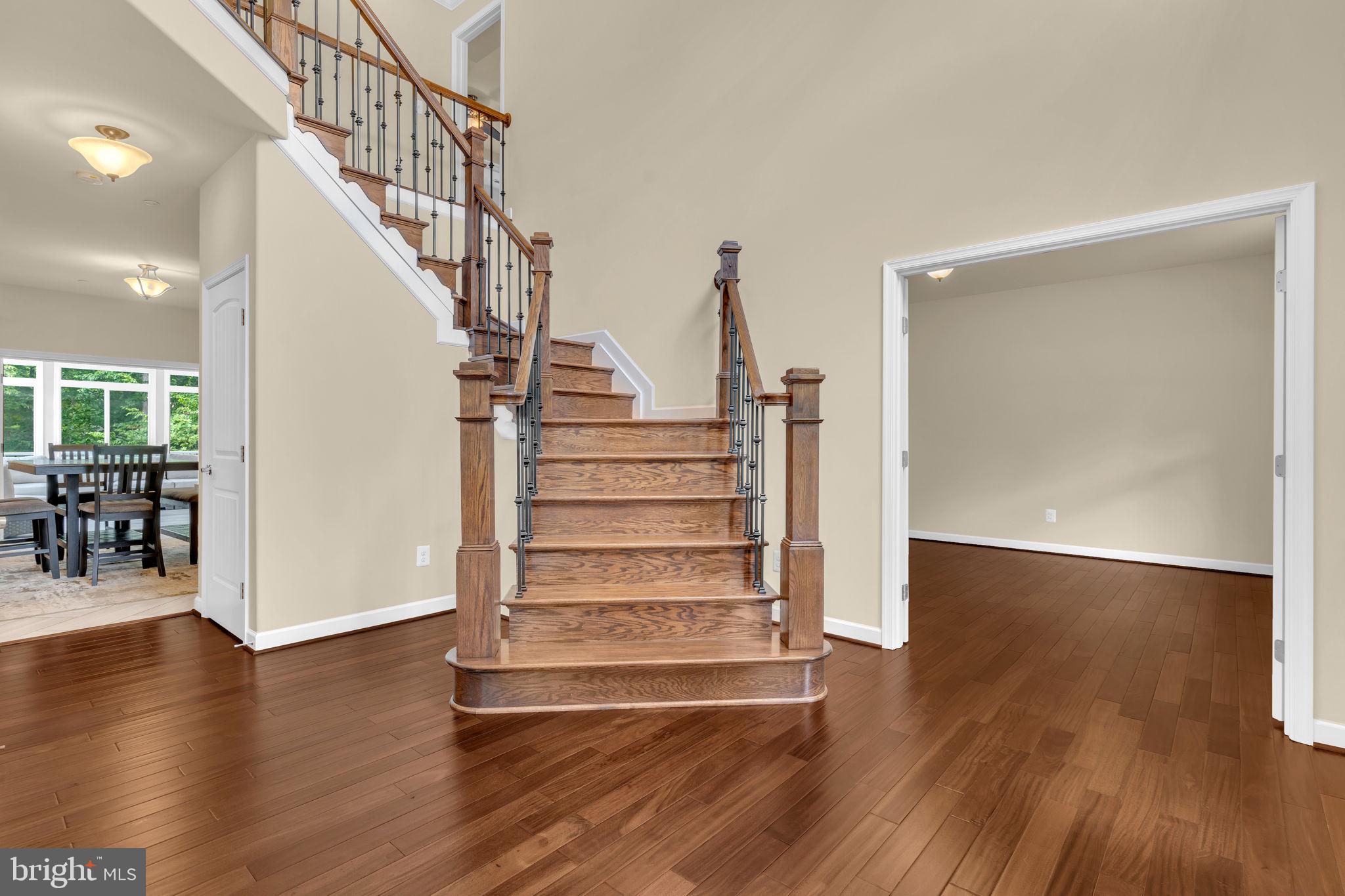 11511 SUMMERTON COURT