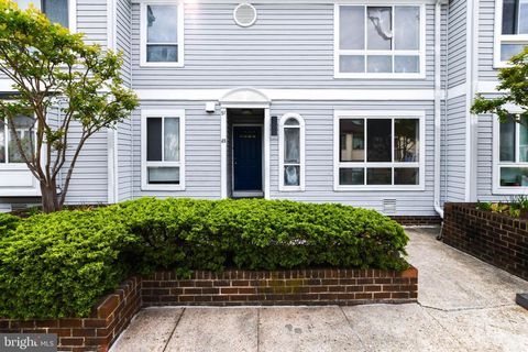 49 HAWTHORNE COURT NE 49 WASHINGTON DC 20017