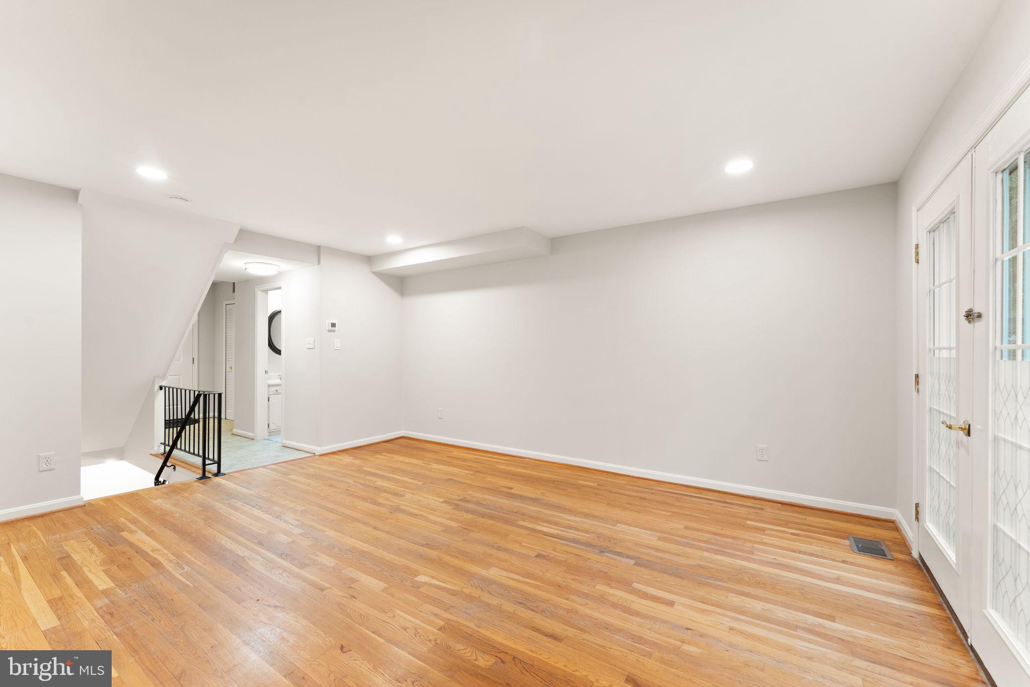 CAMBRIDGE STATION - Residential