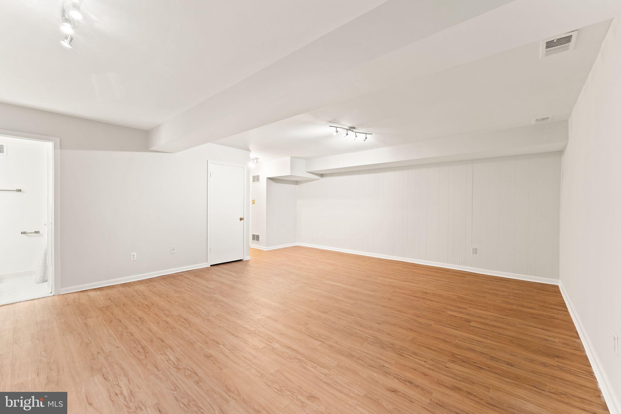 CAMBRIDGE STATION - Residential