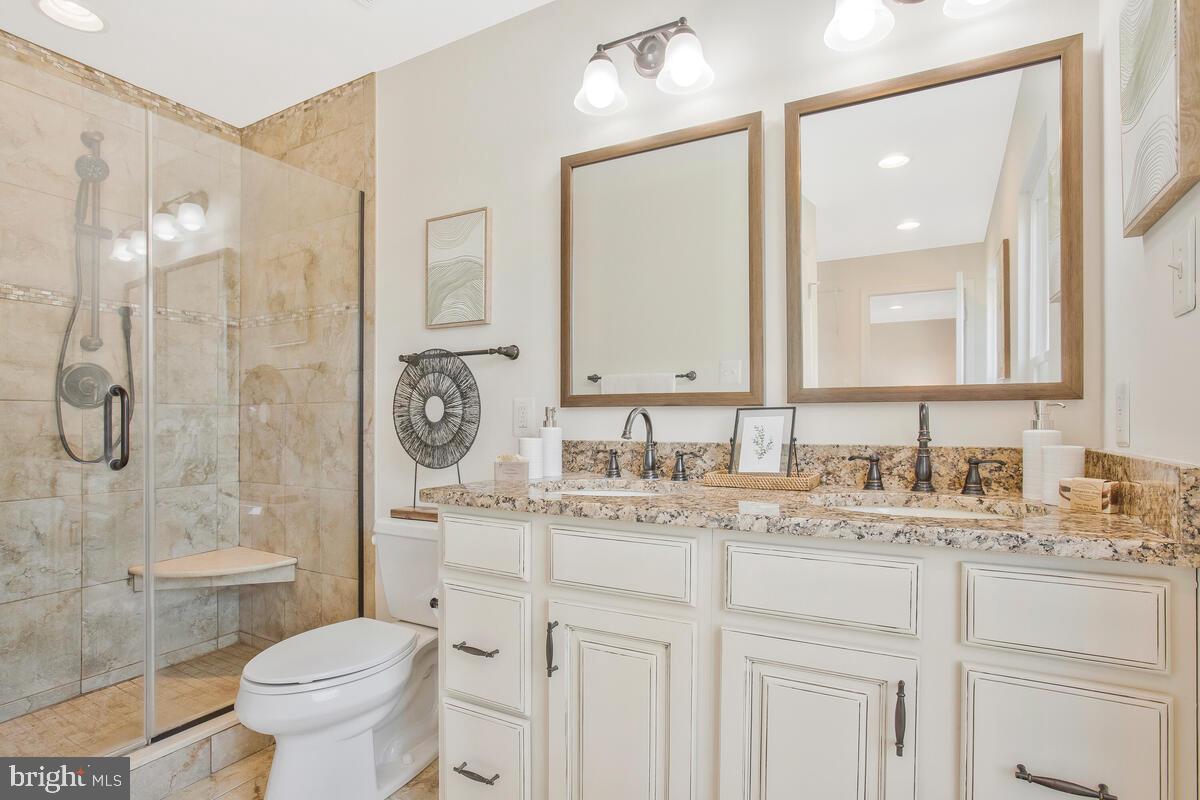 THE HIGHLANDS - Residential