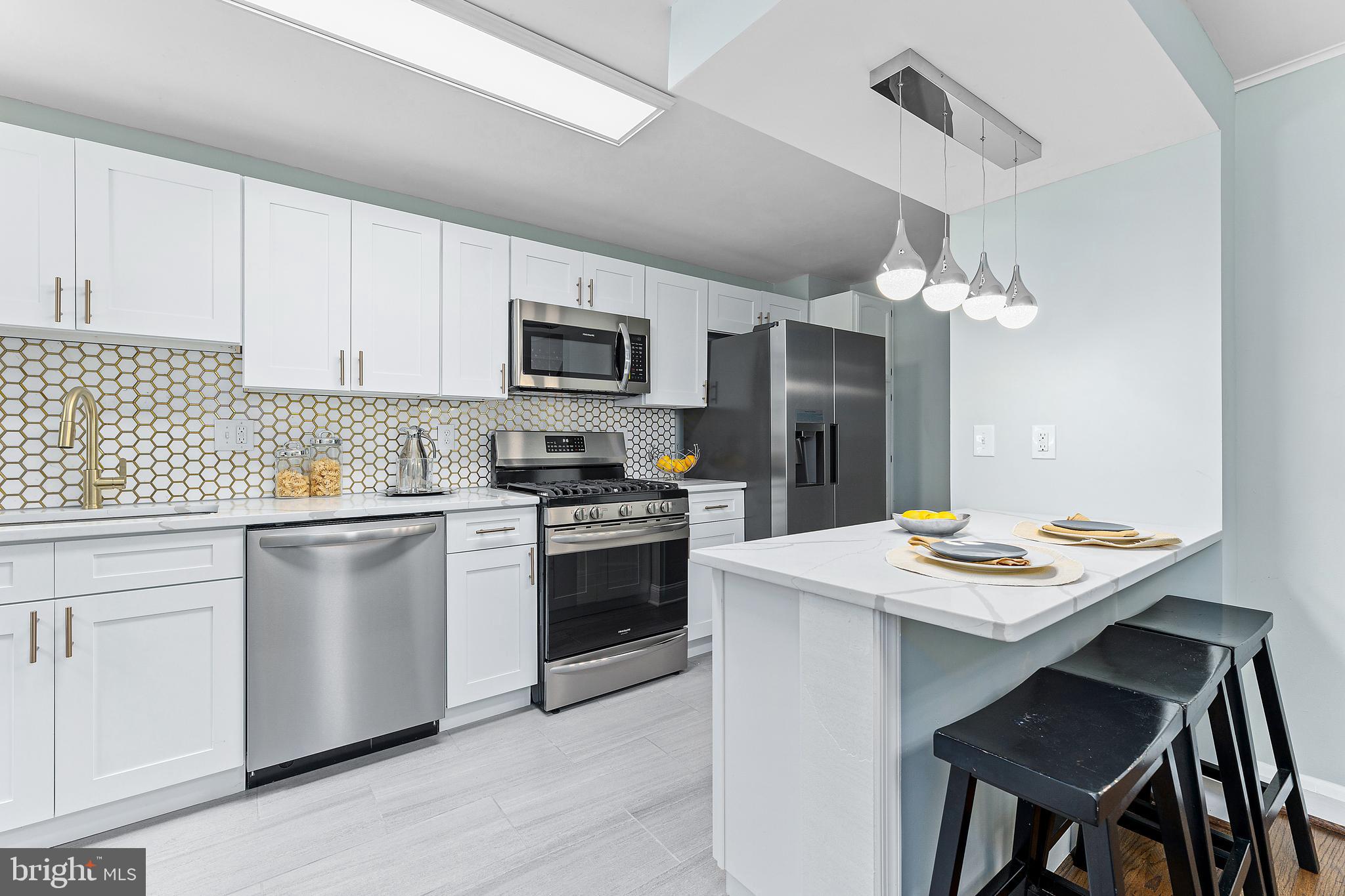 WOODLAWN - Residential