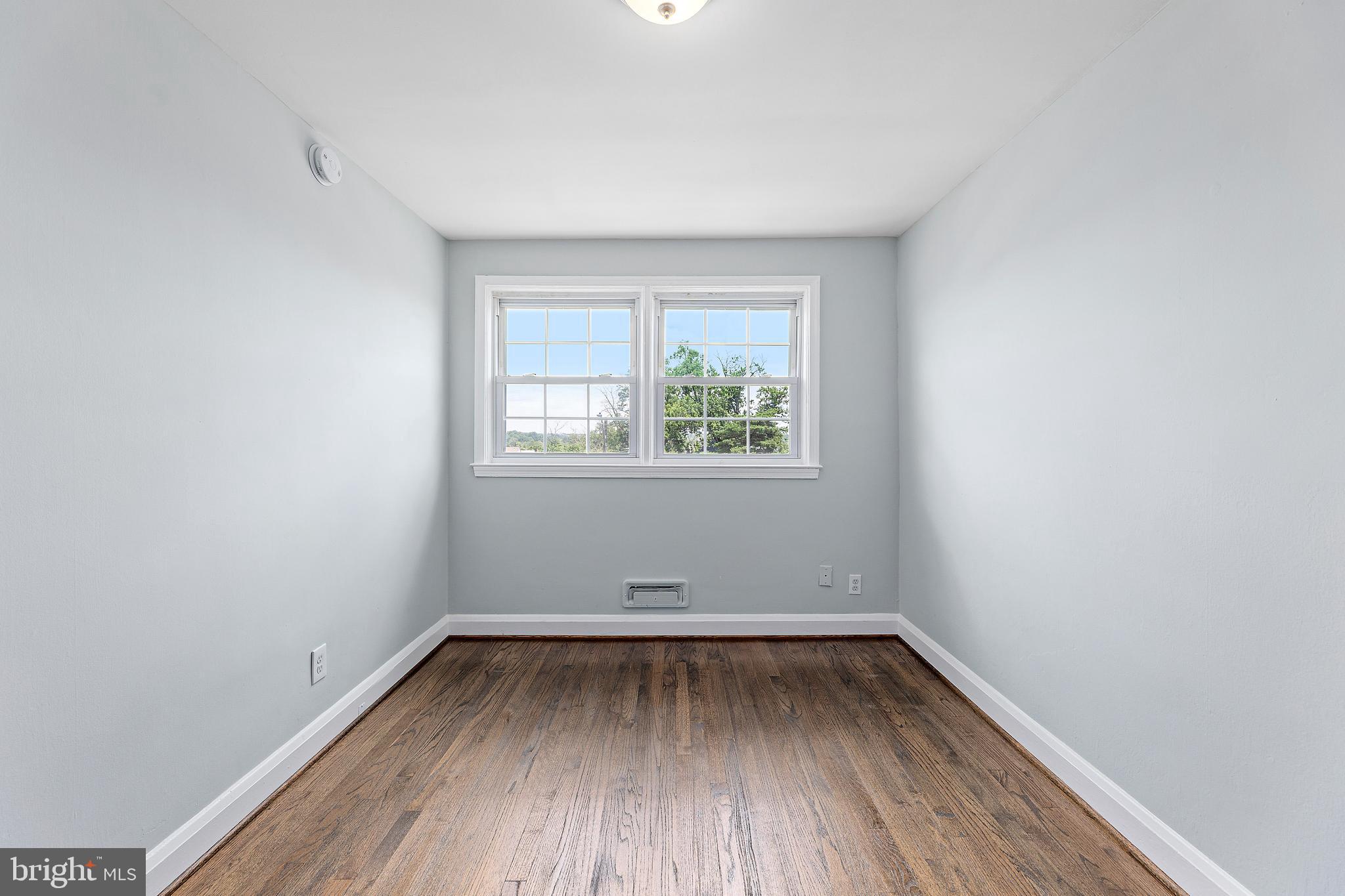 WOODLAWN - Residential