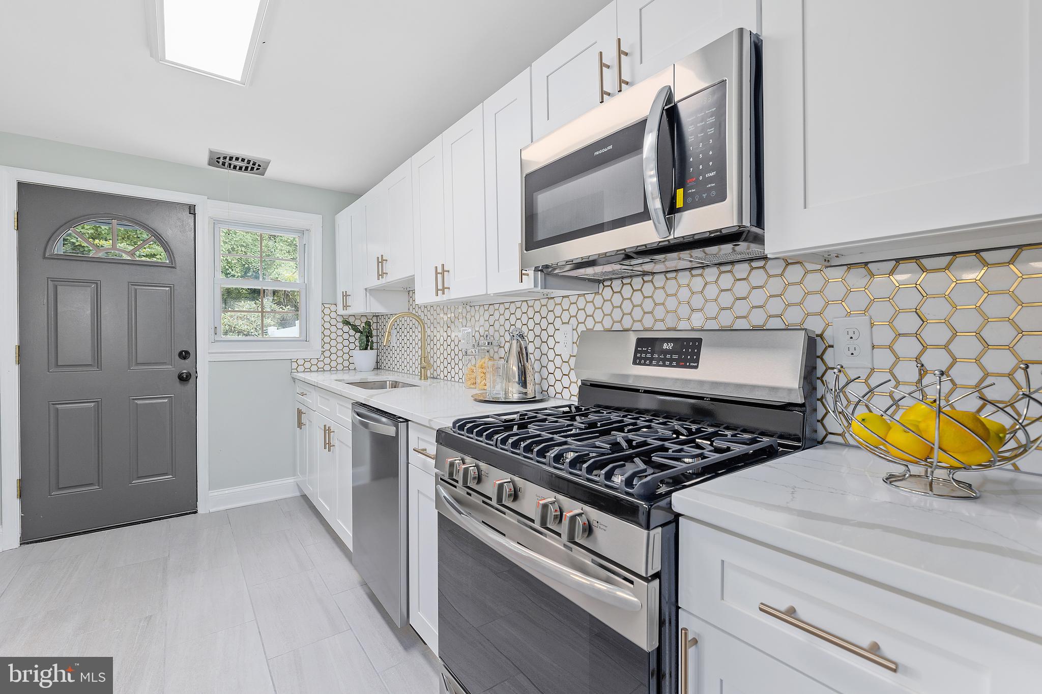 WOODLAWN - Residential