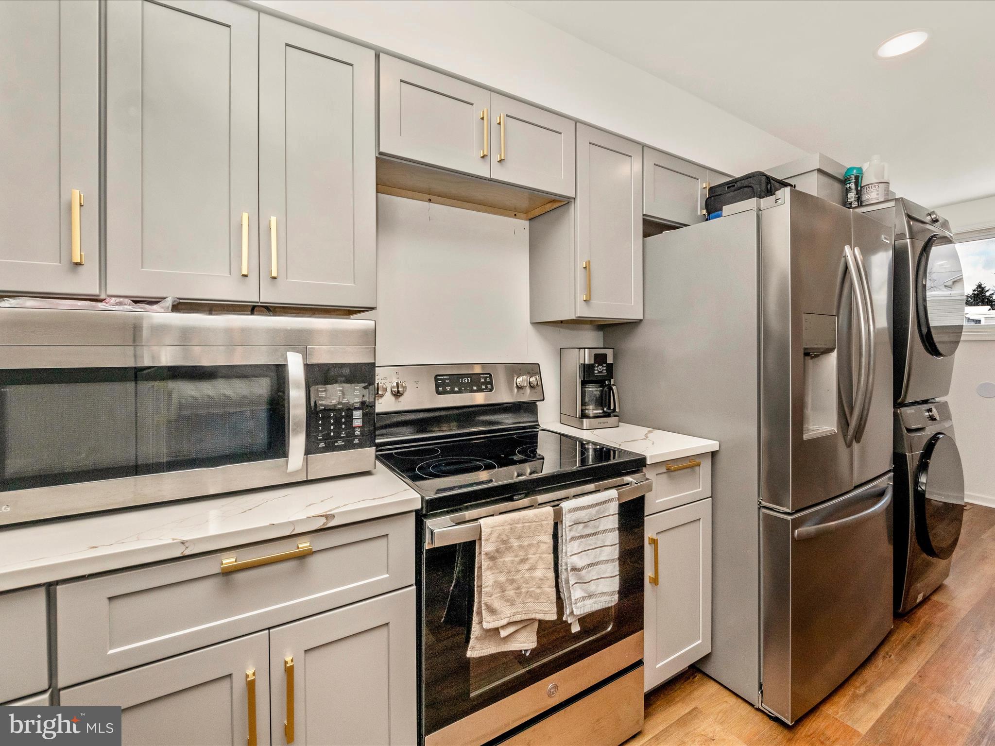 KINGS HEIGHTS - Residential