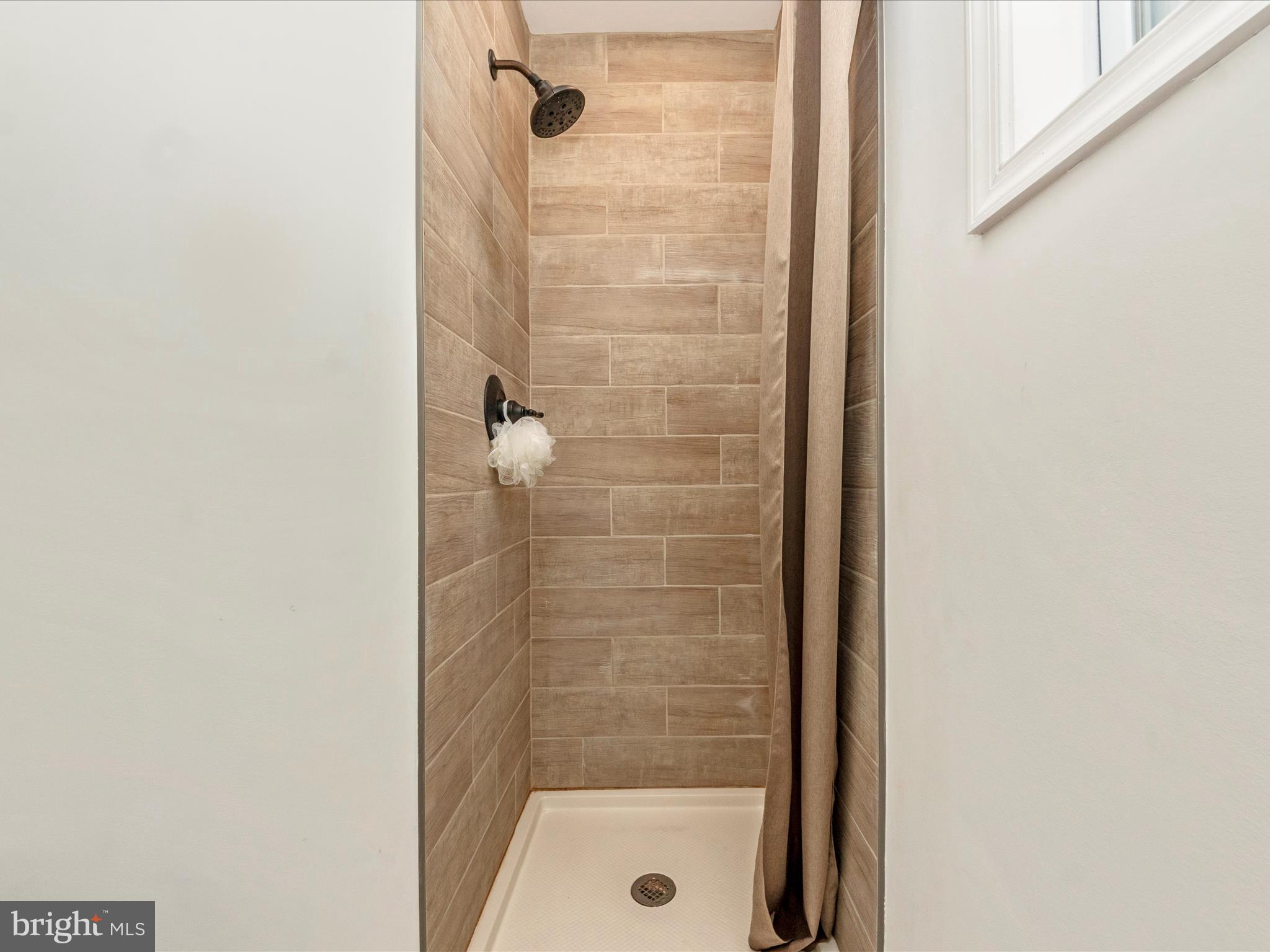 KINGS HEIGHTS - Residential