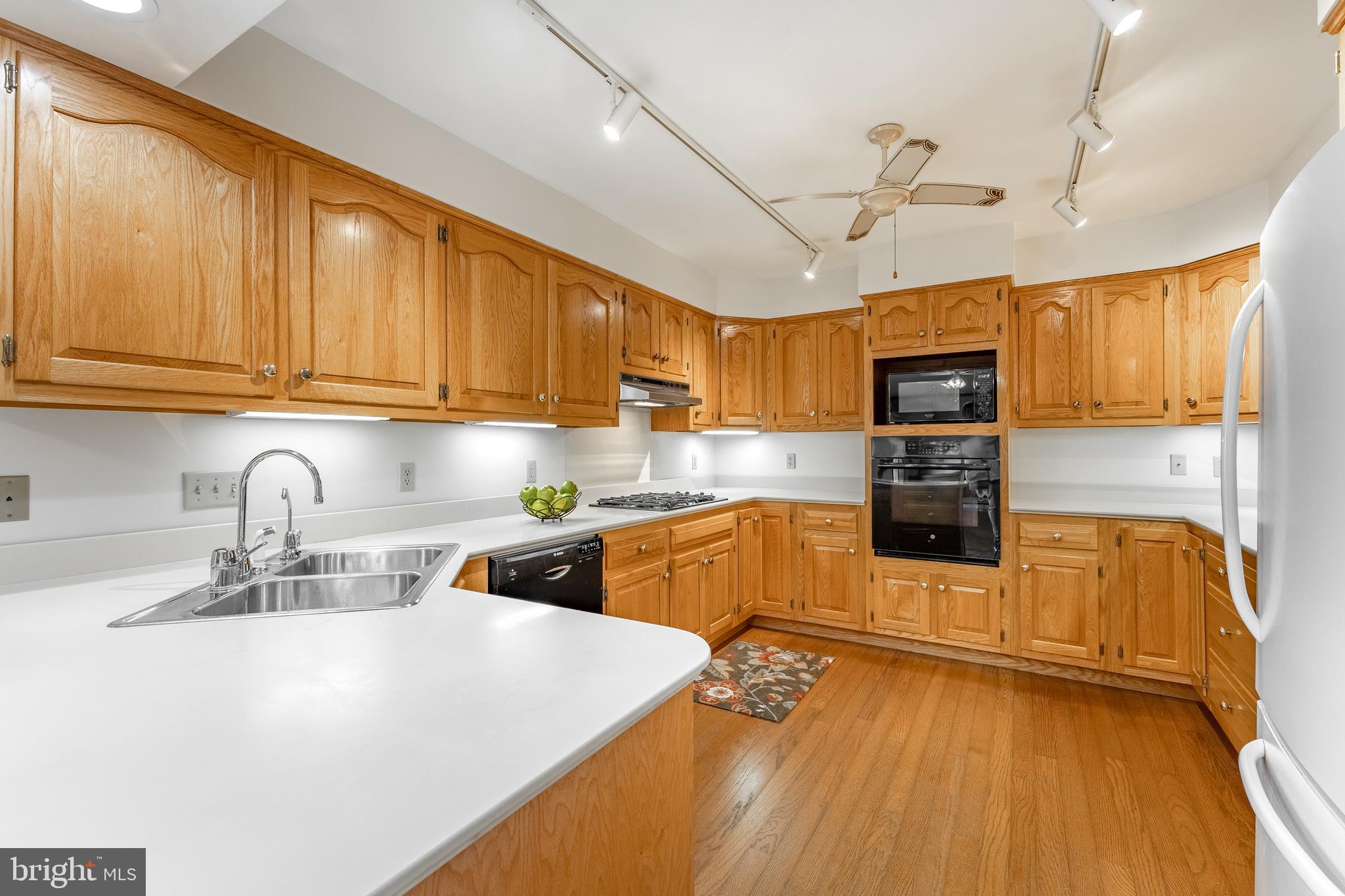 WESTWAY GARDENS - Residential