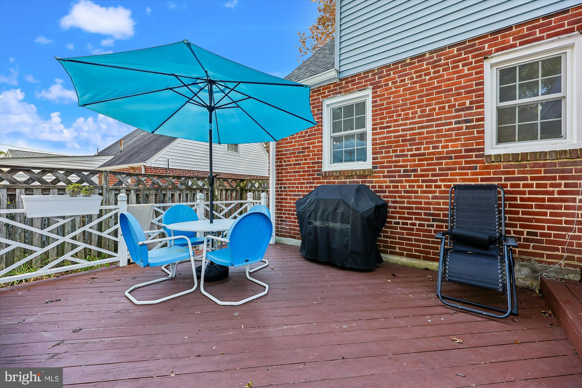 CHESTNUT RIDGE MANOR - Residential