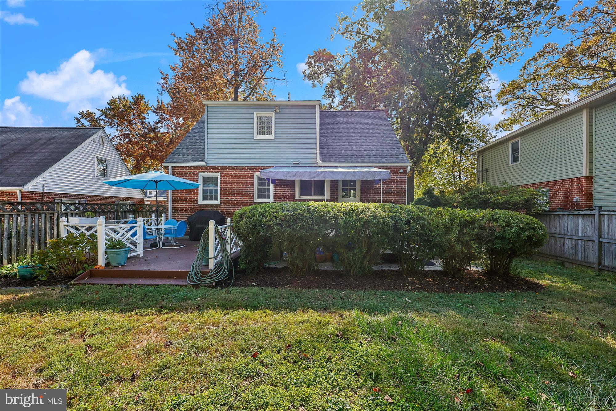 CHESTNUT RIDGE MANOR - Residential