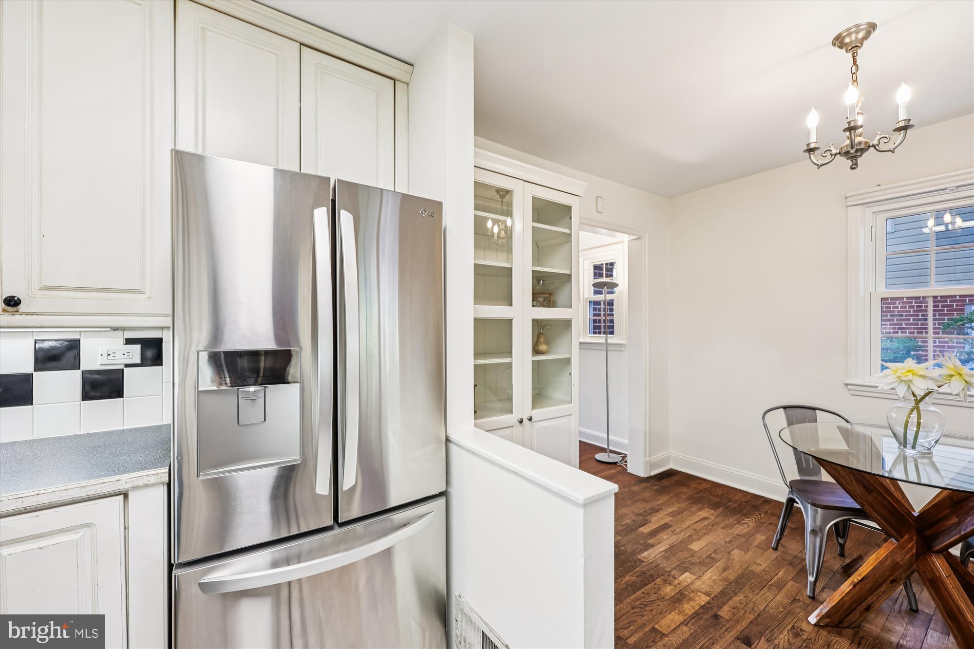 CHESTNUT RIDGE MANOR - Residential