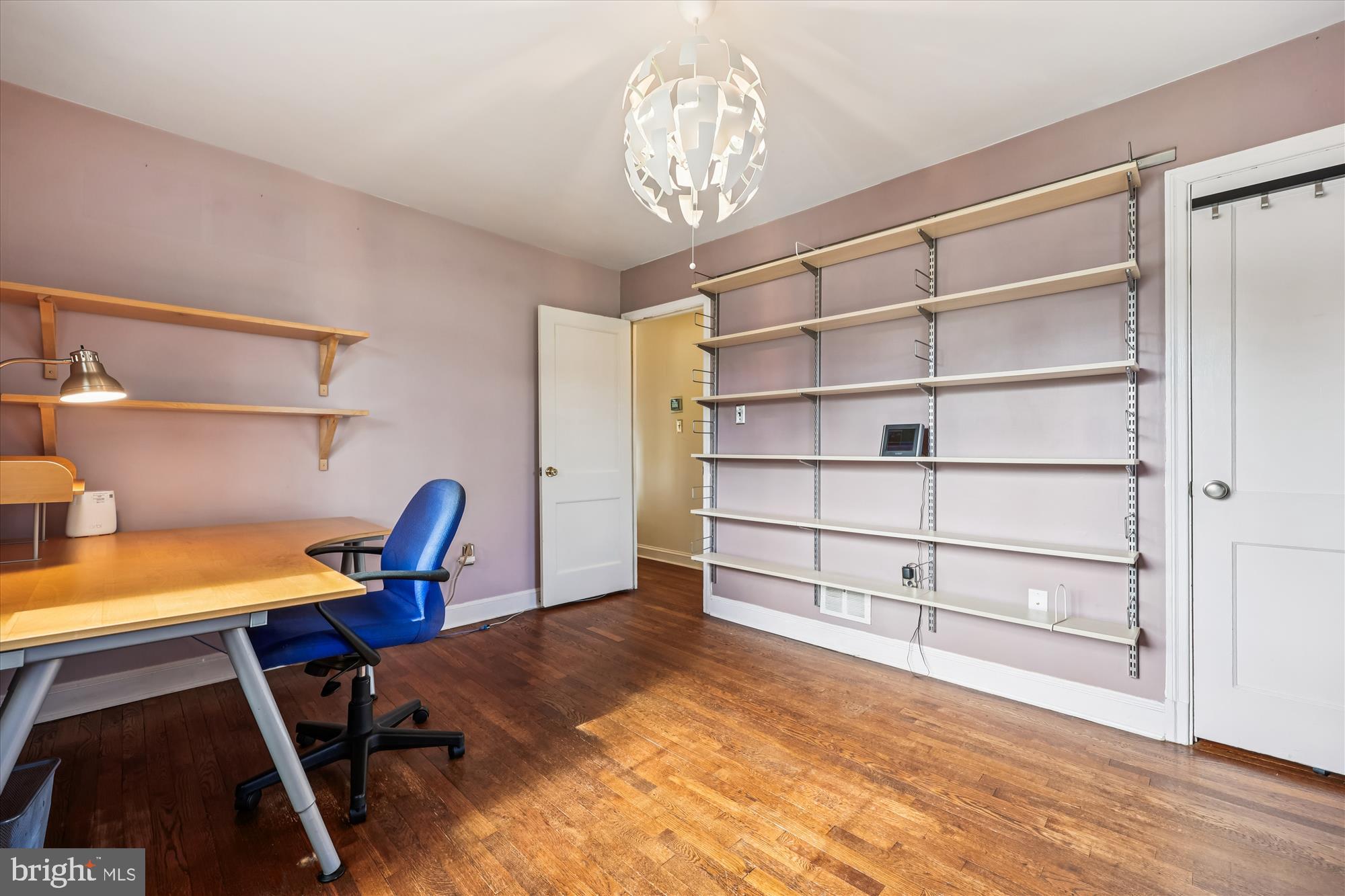 CHESTNUT RIDGE MANOR - Residential