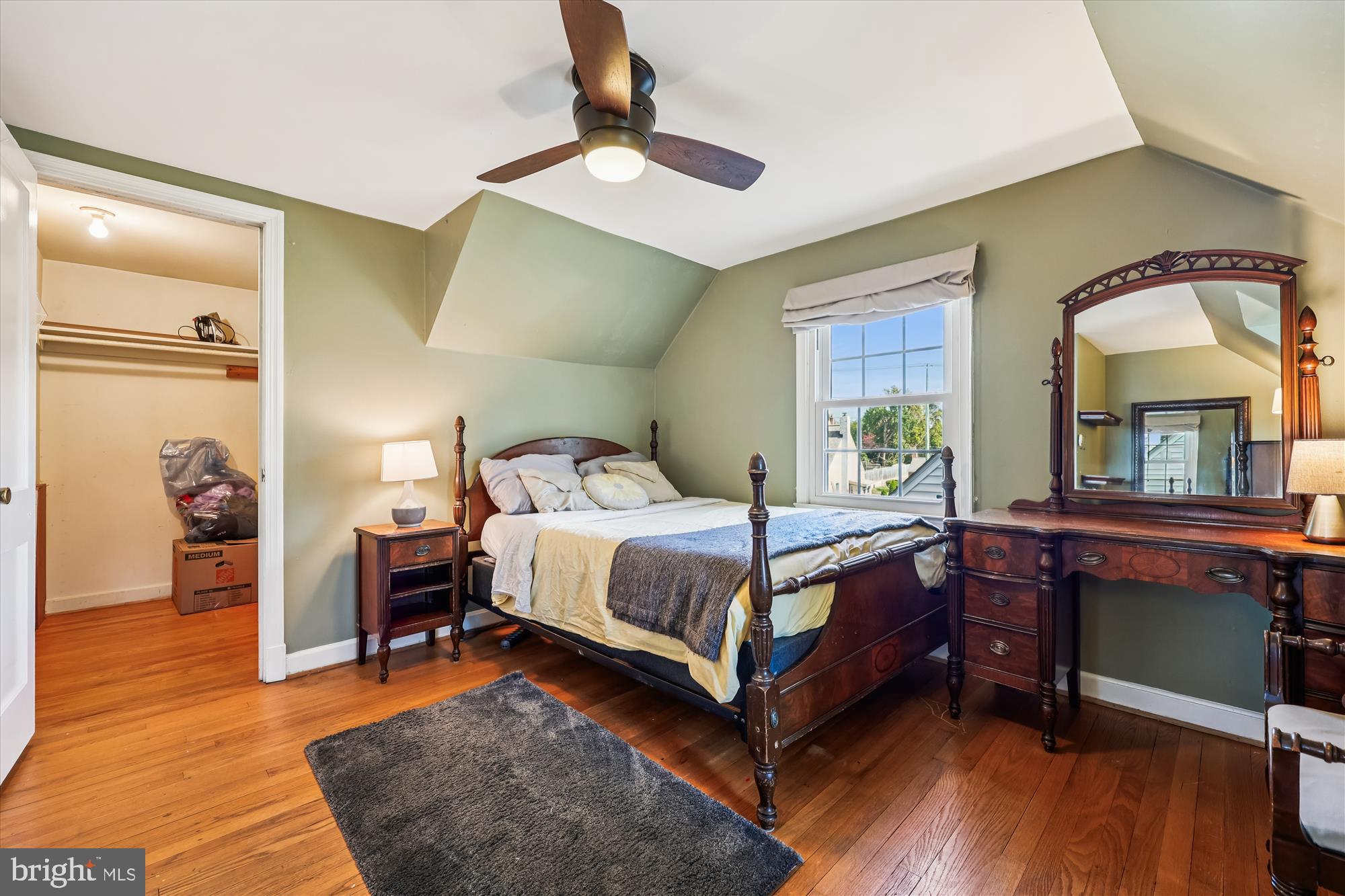 CHESTNUT RIDGE MANOR - Residential