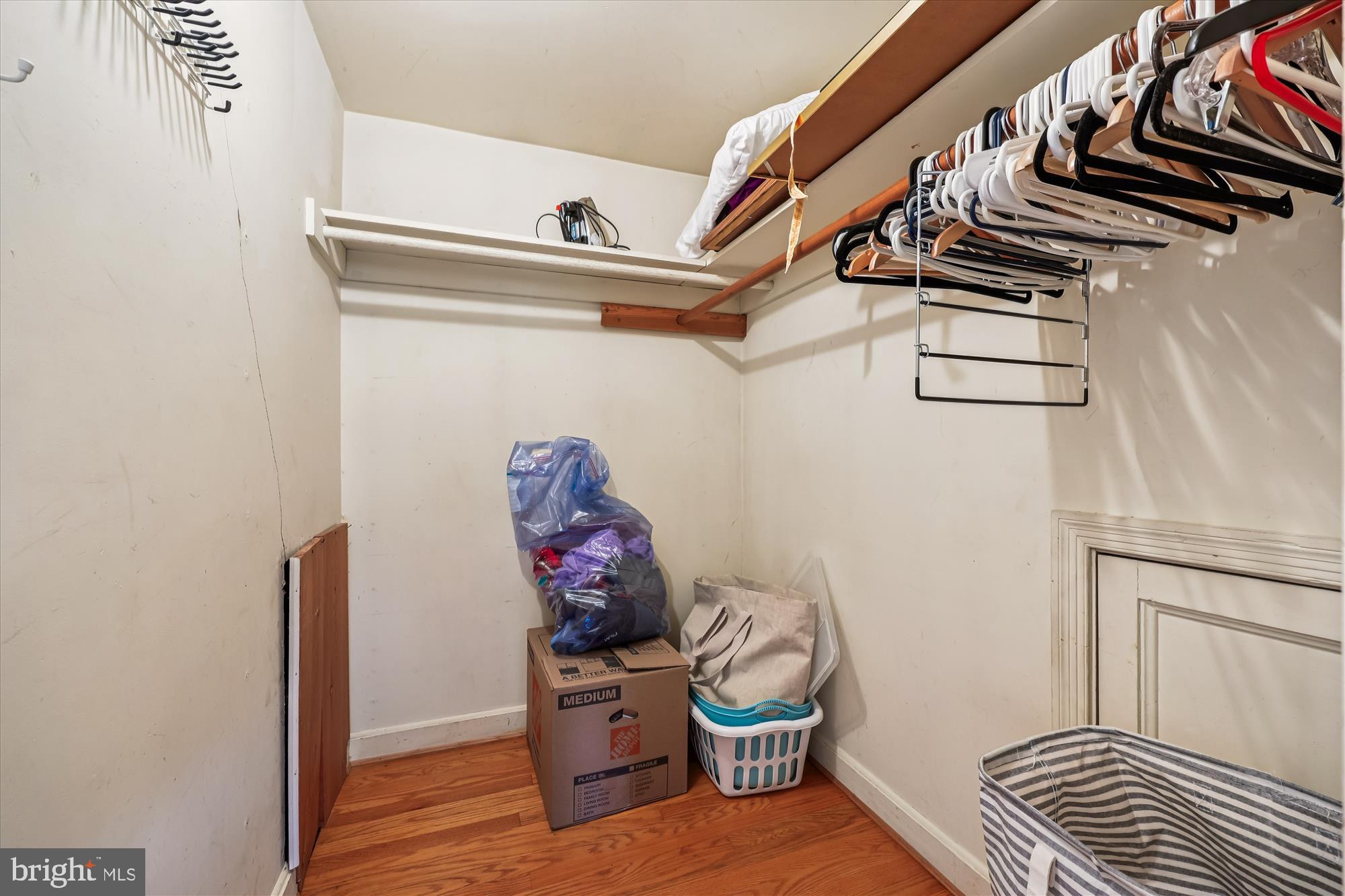 CHESTNUT RIDGE MANOR - Residential