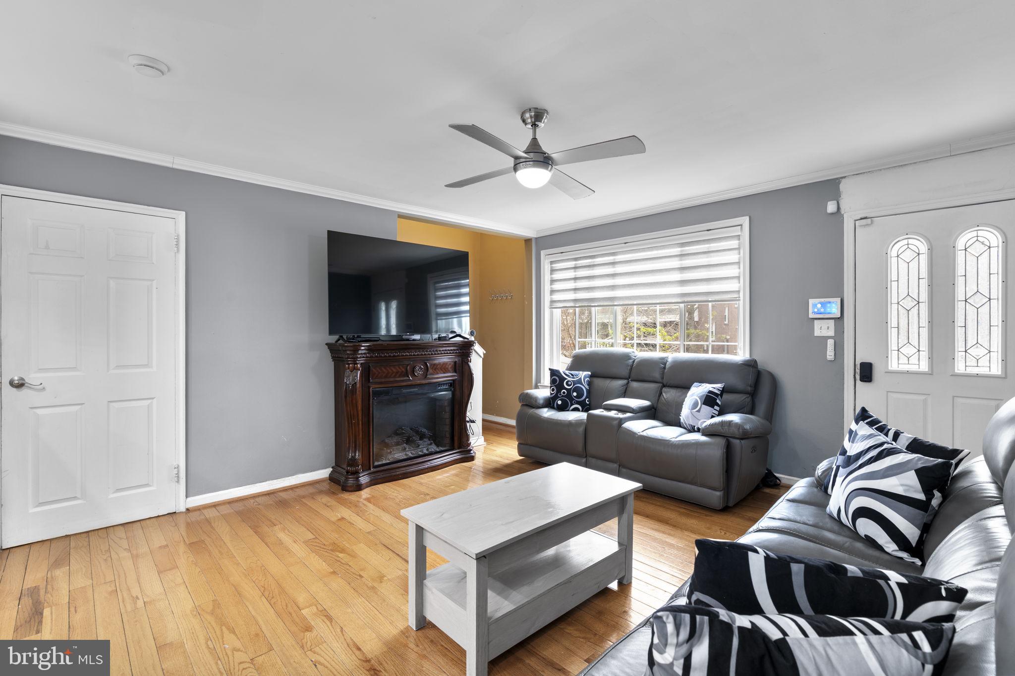 1232 SAVANNAH PLACE SE