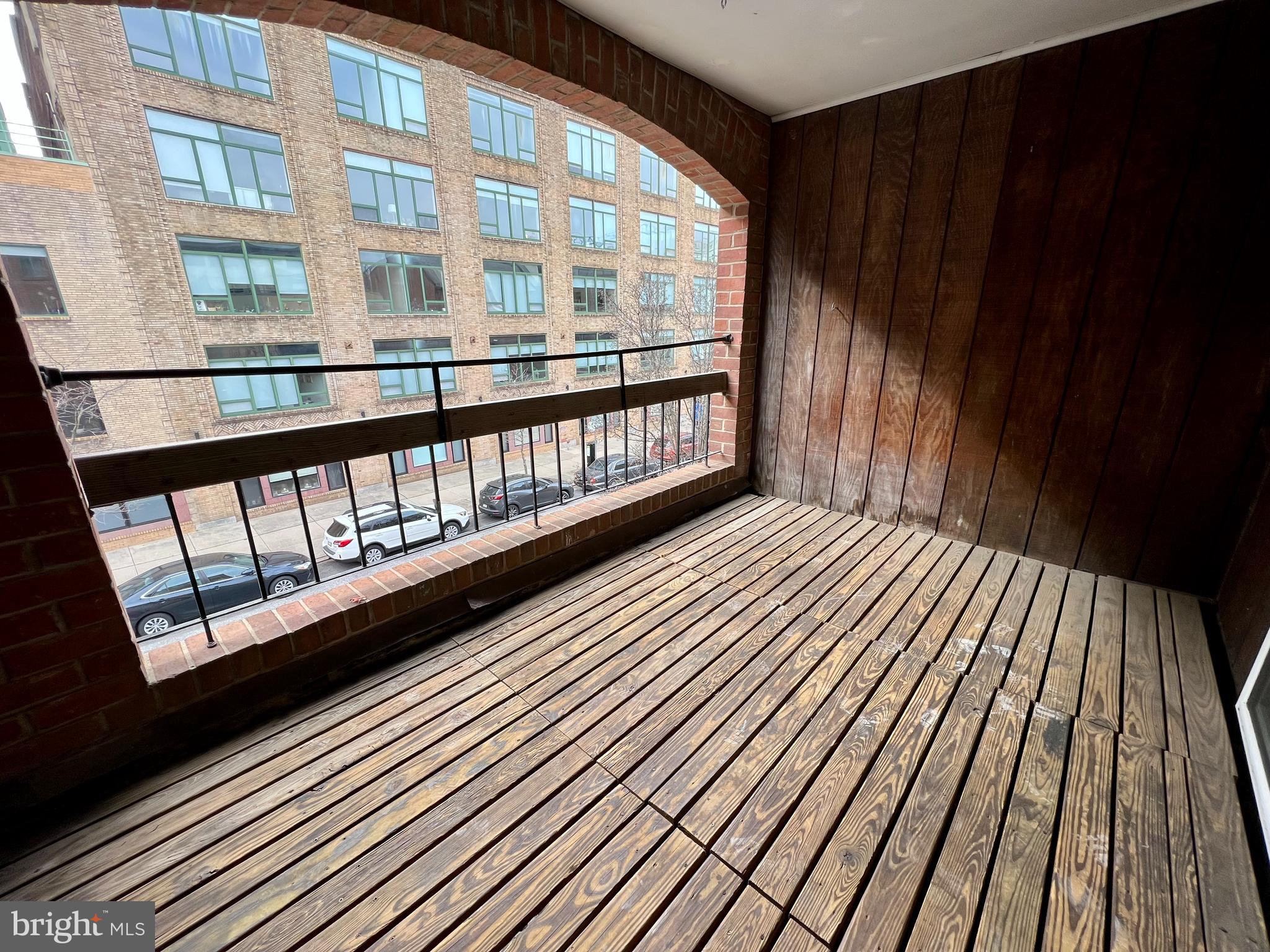 LOGAN SQUARE - Residential Lease