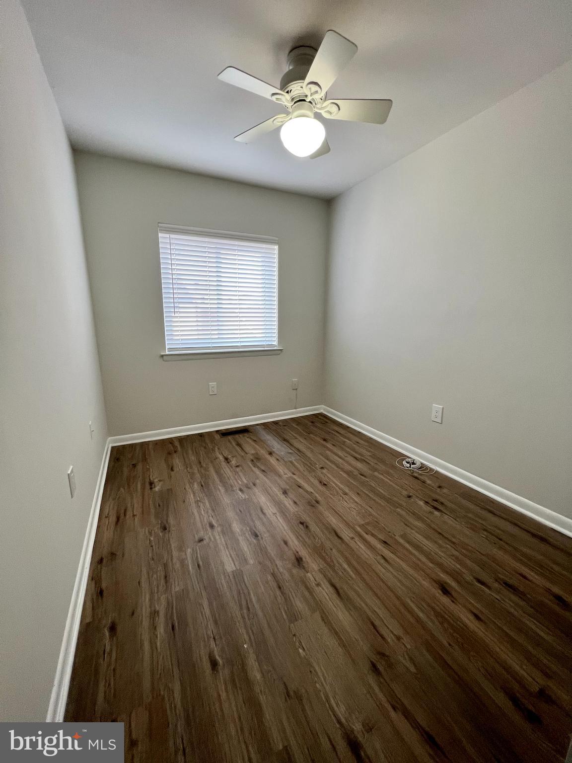 LOGAN SQUARE - Residential Lease