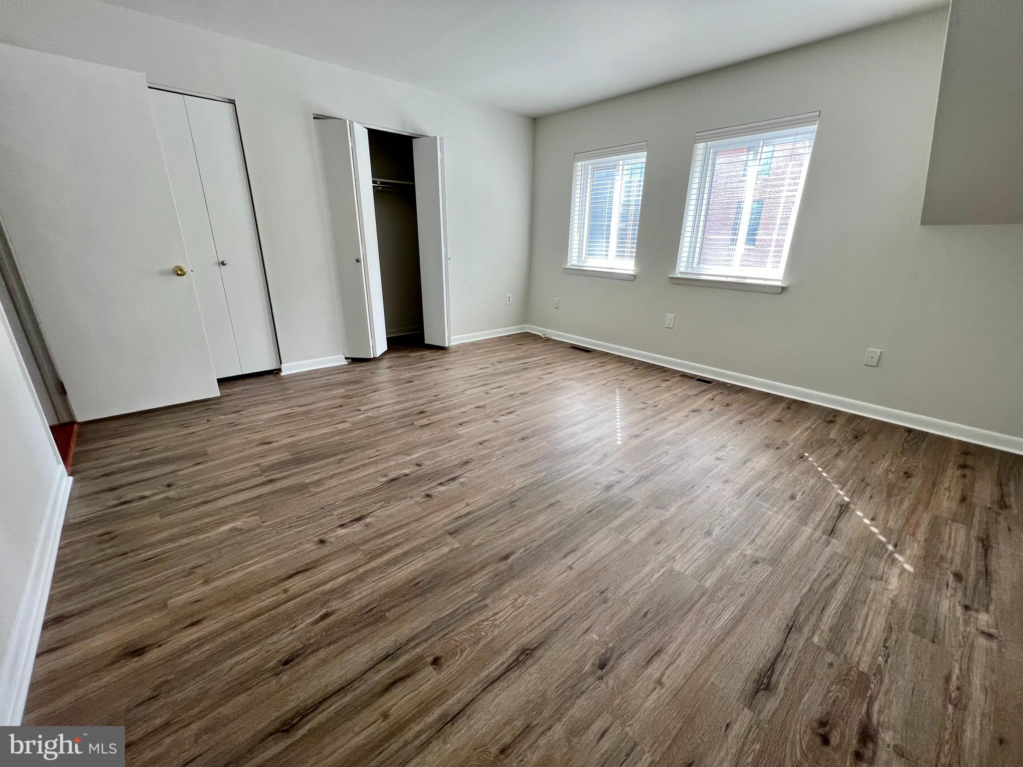 LOGAN SQUARE - Residential Lease