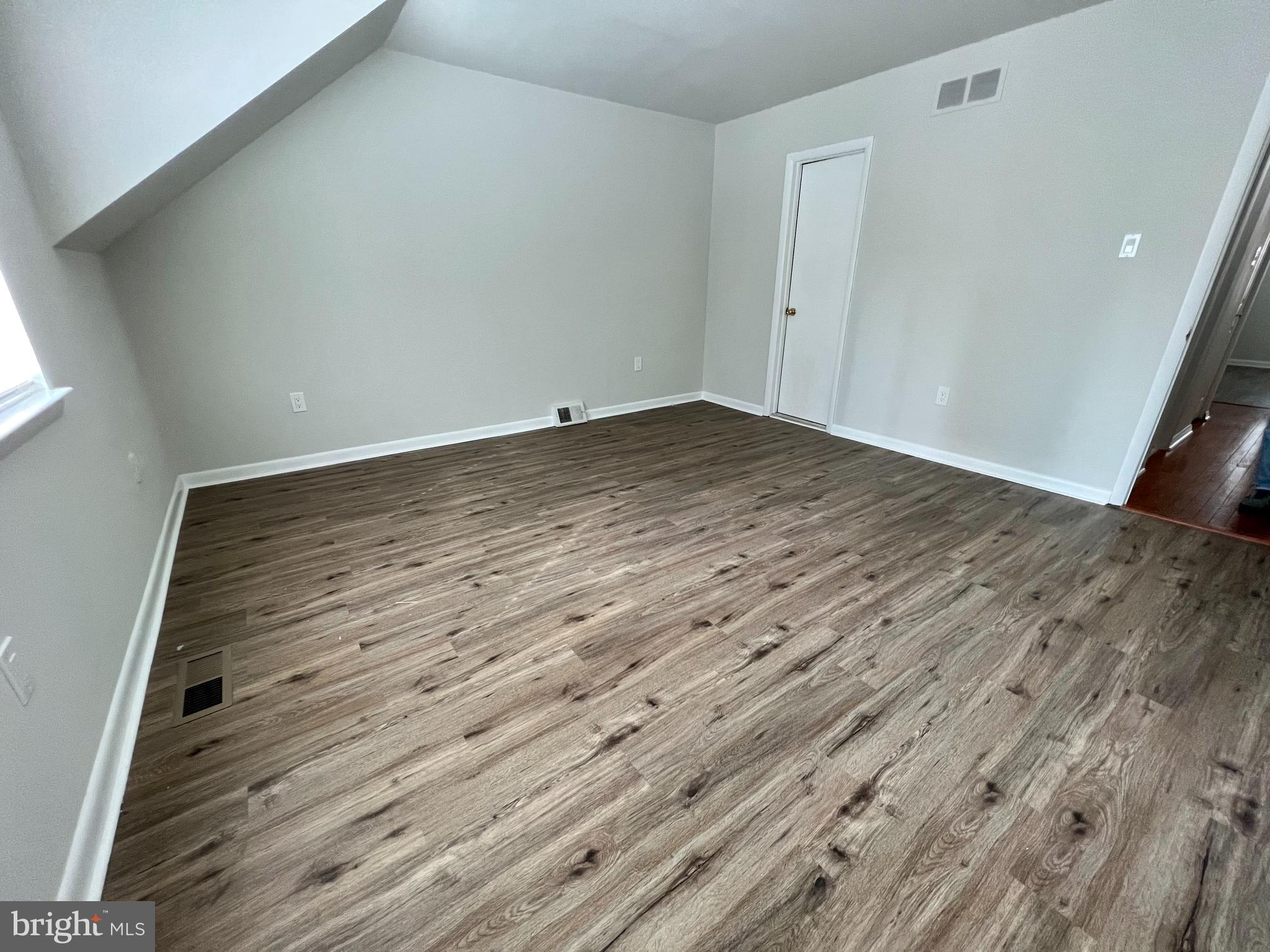LOGAN SQUARE - Residential Lease
