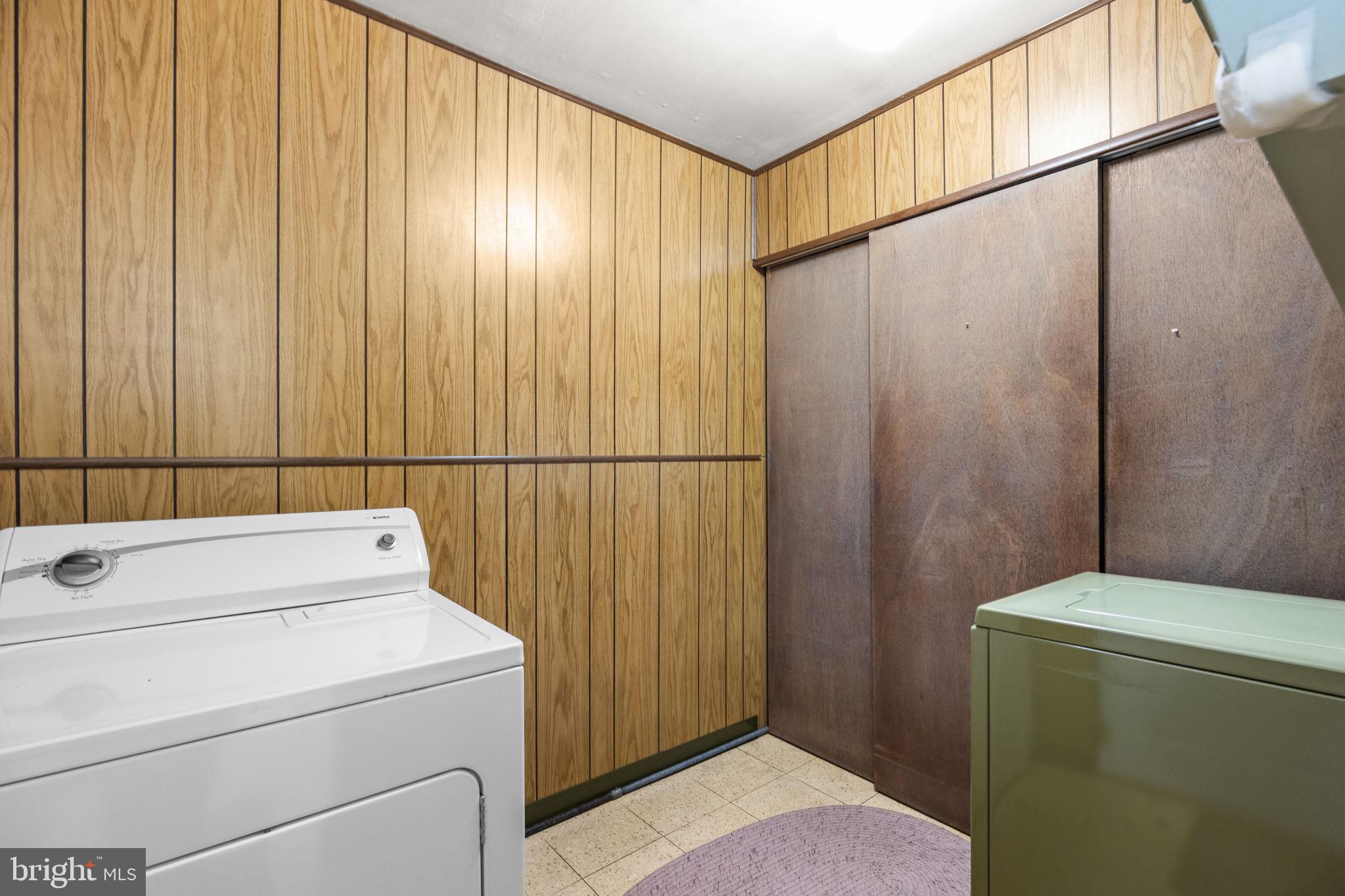 NOTTINGHAM VIL - Residential