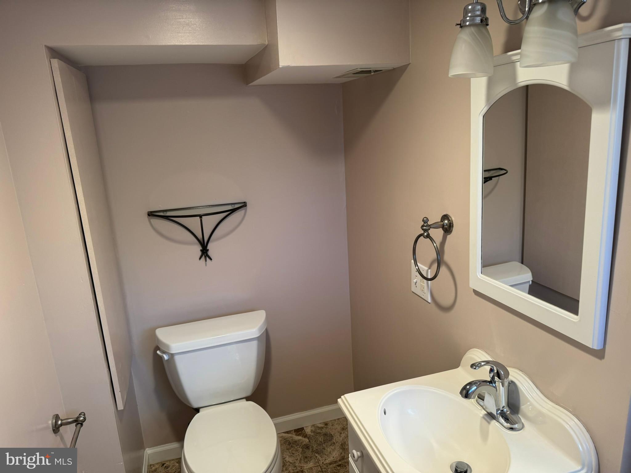 ERDENHEIM - Residential Lease