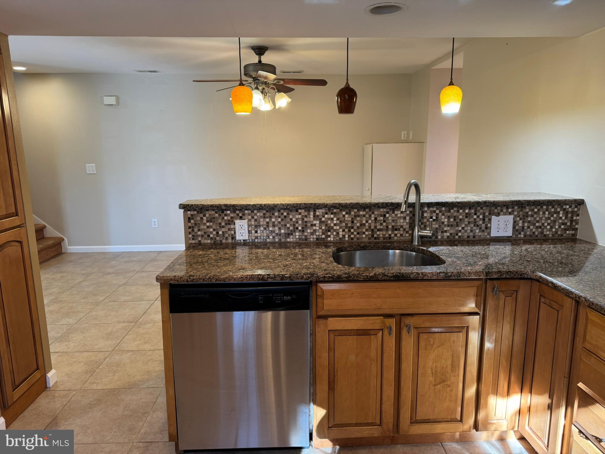 ERDENHEIM - Residential Lease