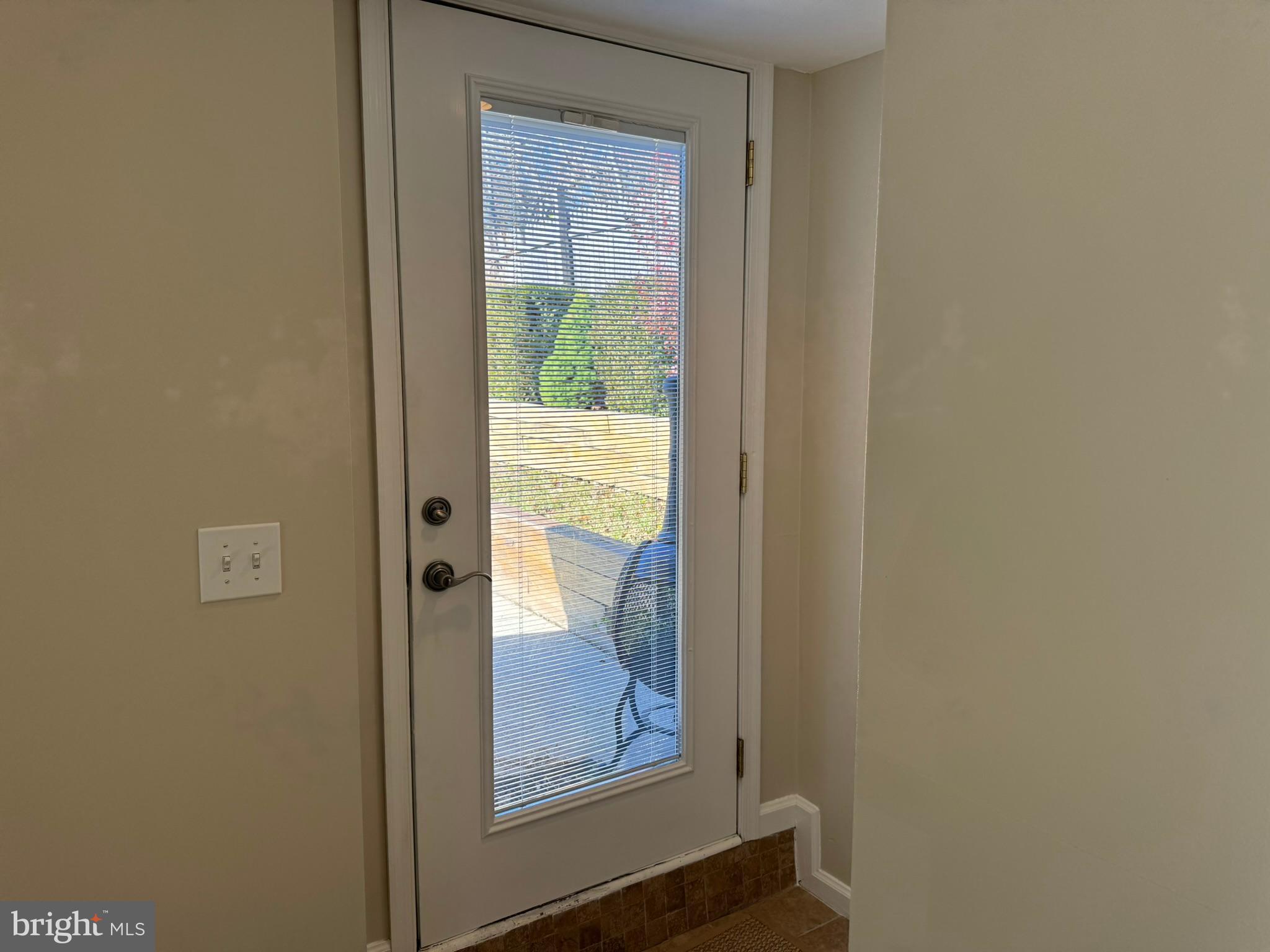 ERDENHEIM - Residential Lease