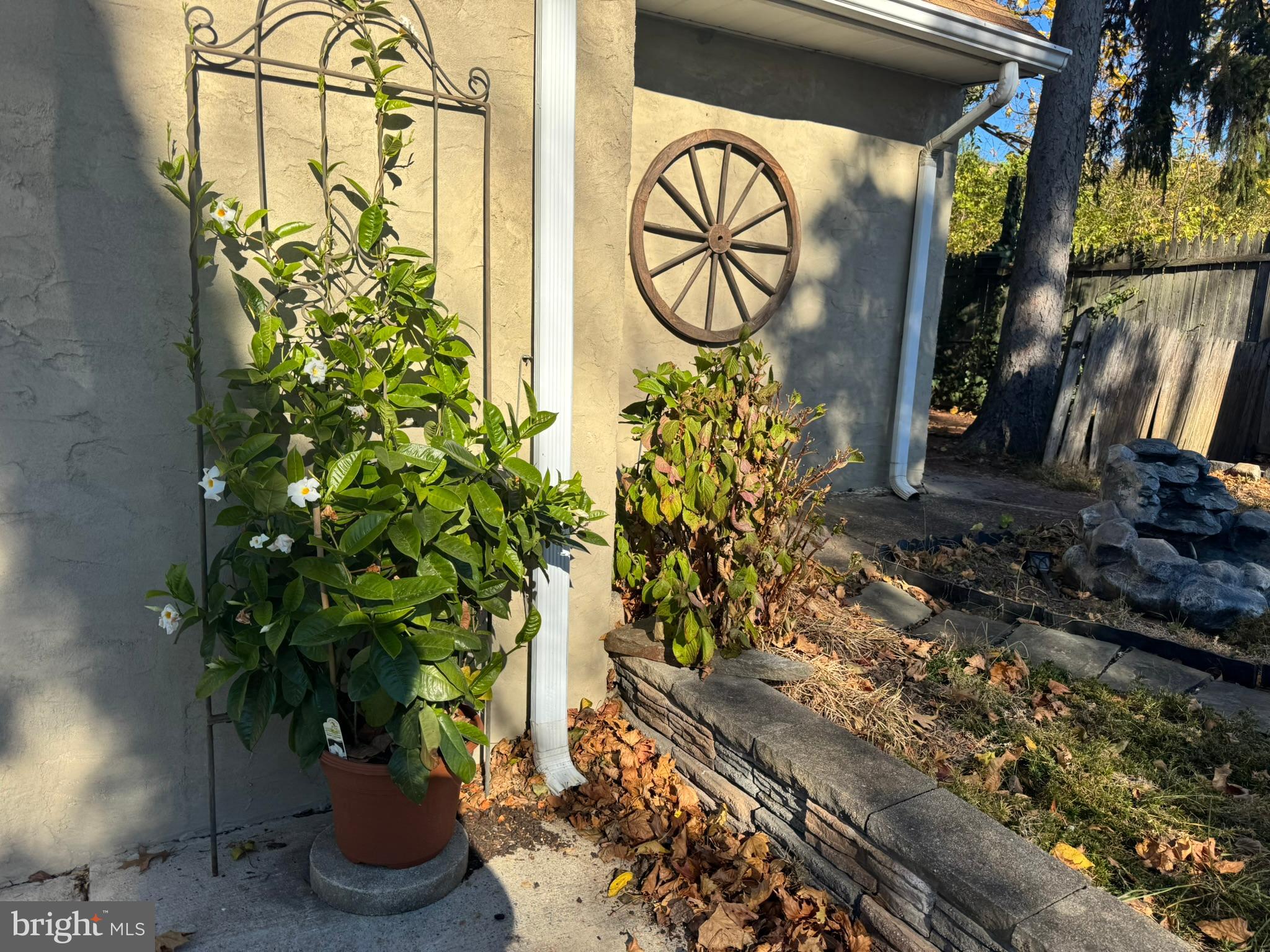 ERDENHEIM - Residential Lease