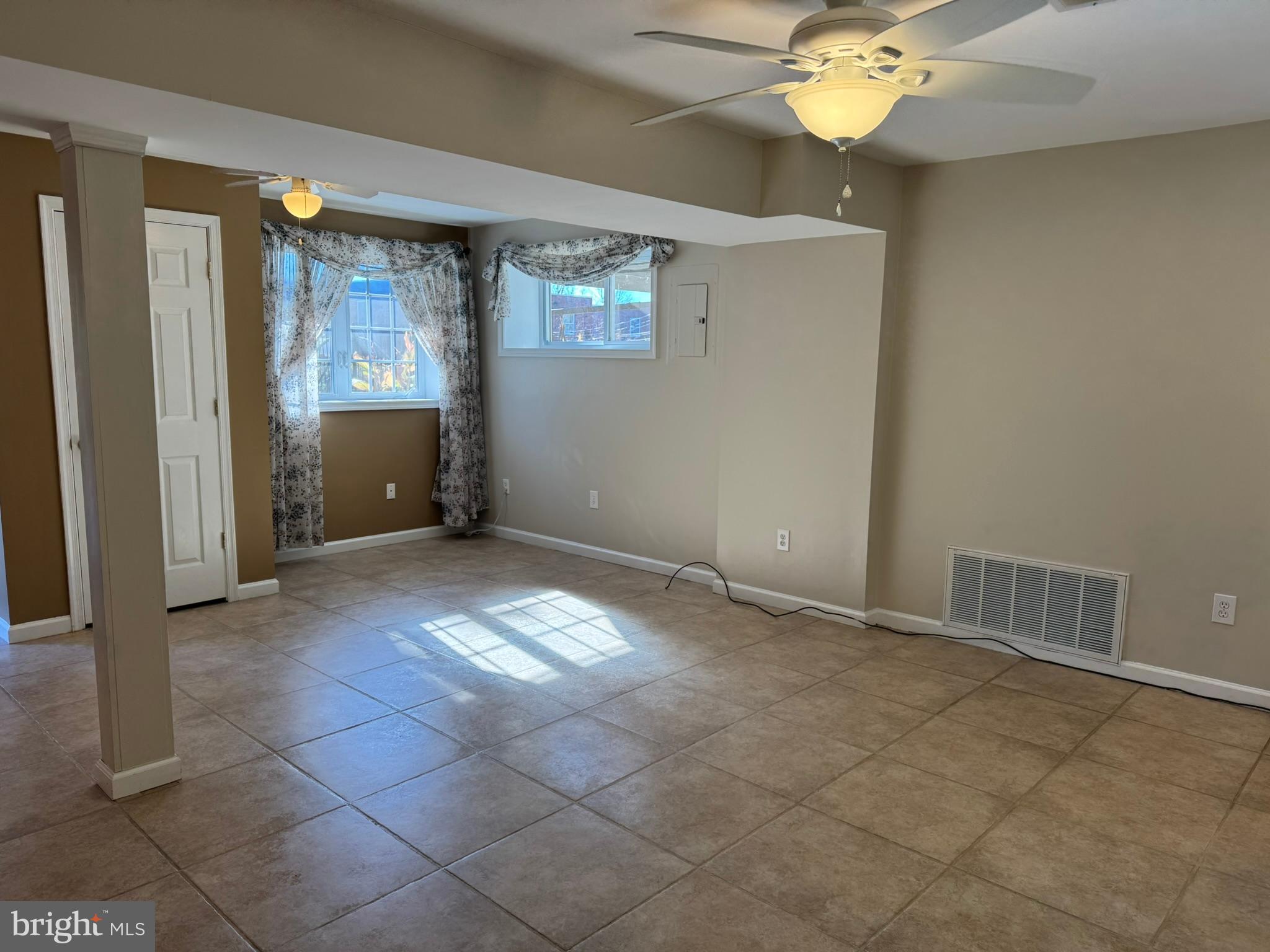 ERDENHEIM - Residential Lease