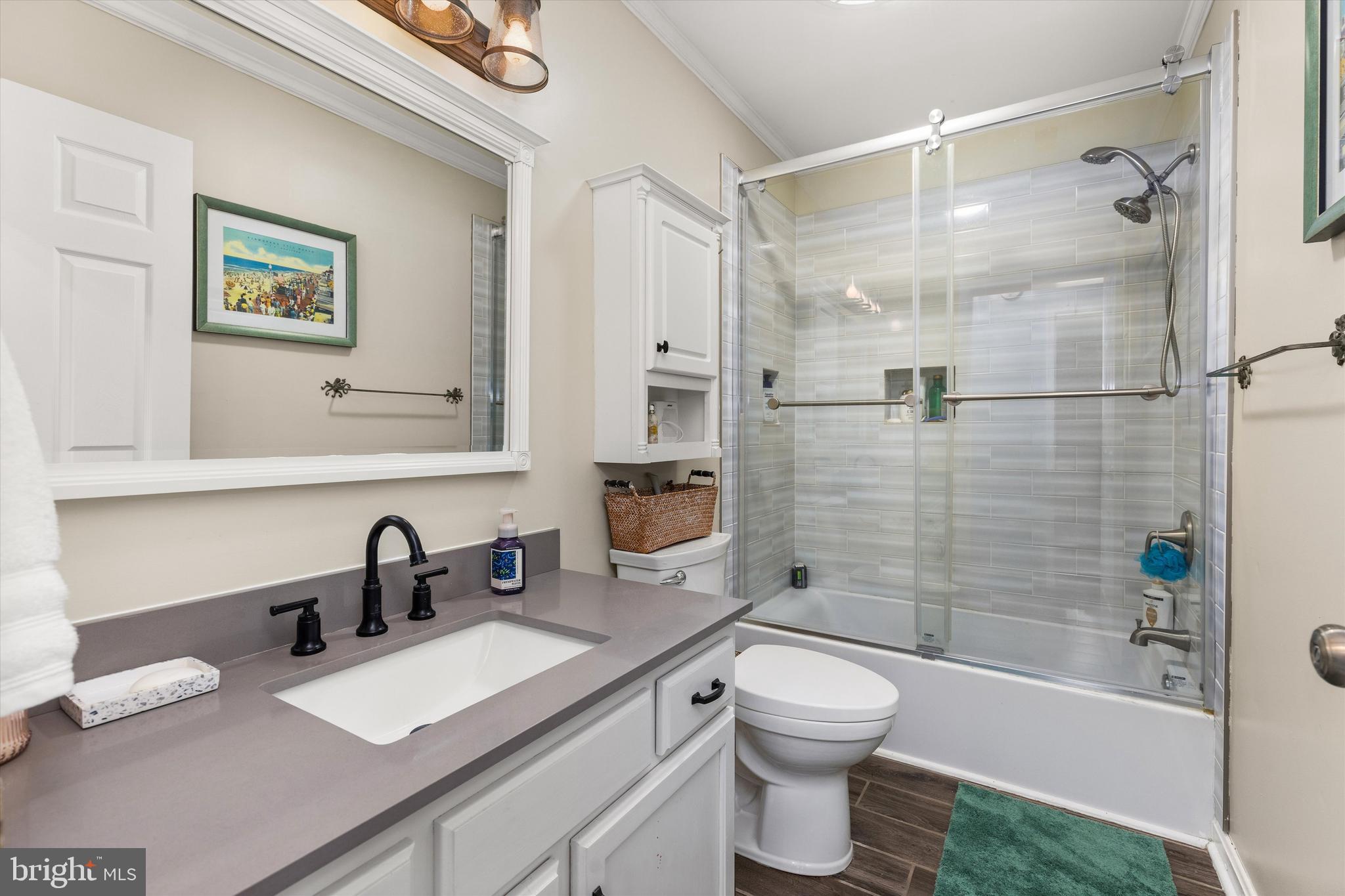 CAPE ISLE OF WIGHT - Residential