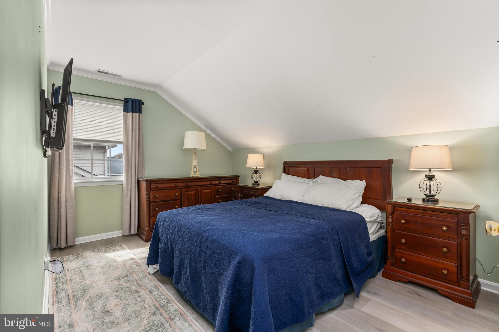 CAPE ISLE OF WIGHT - Residential