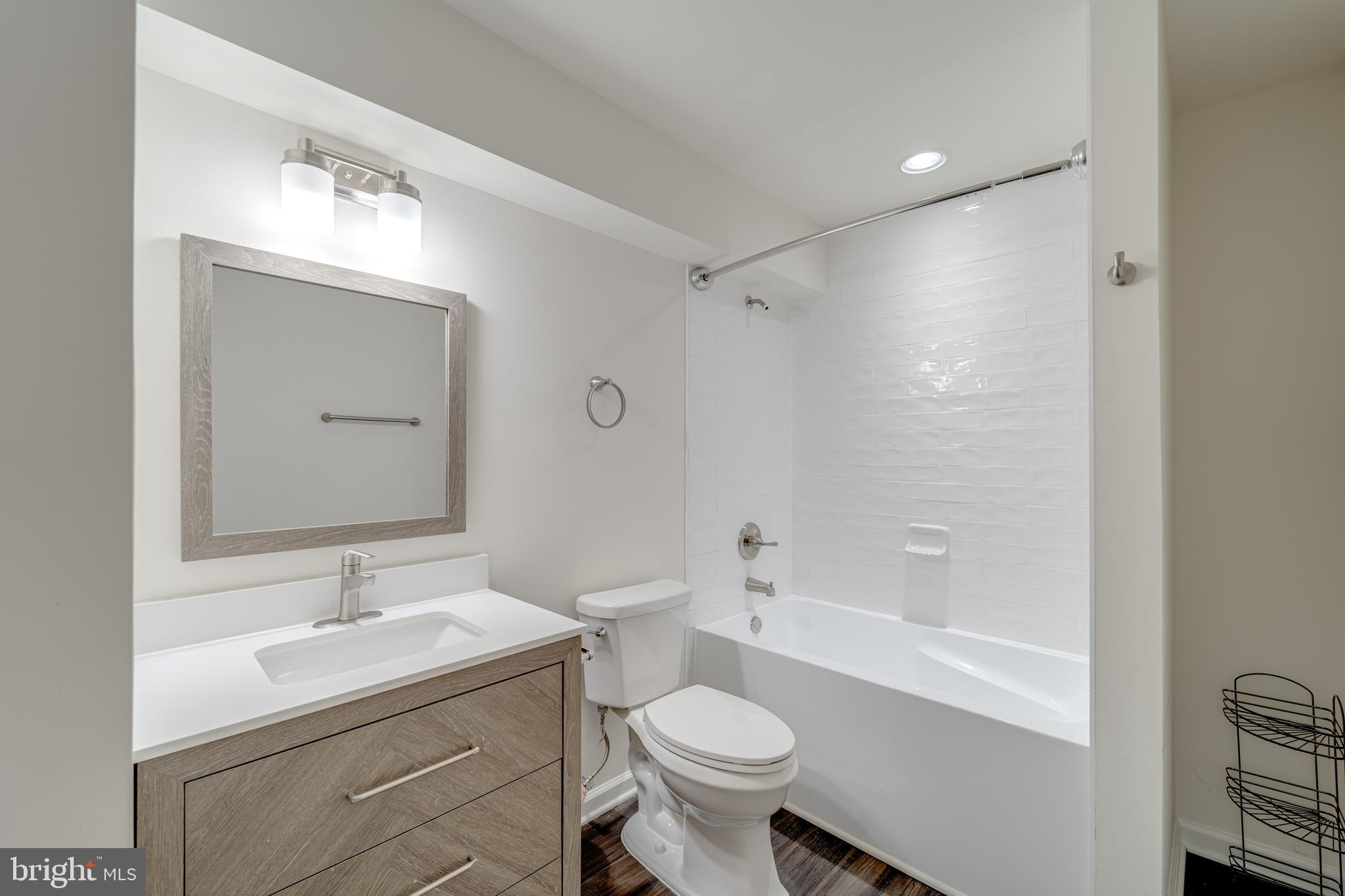 EMBREY MILL - Residential