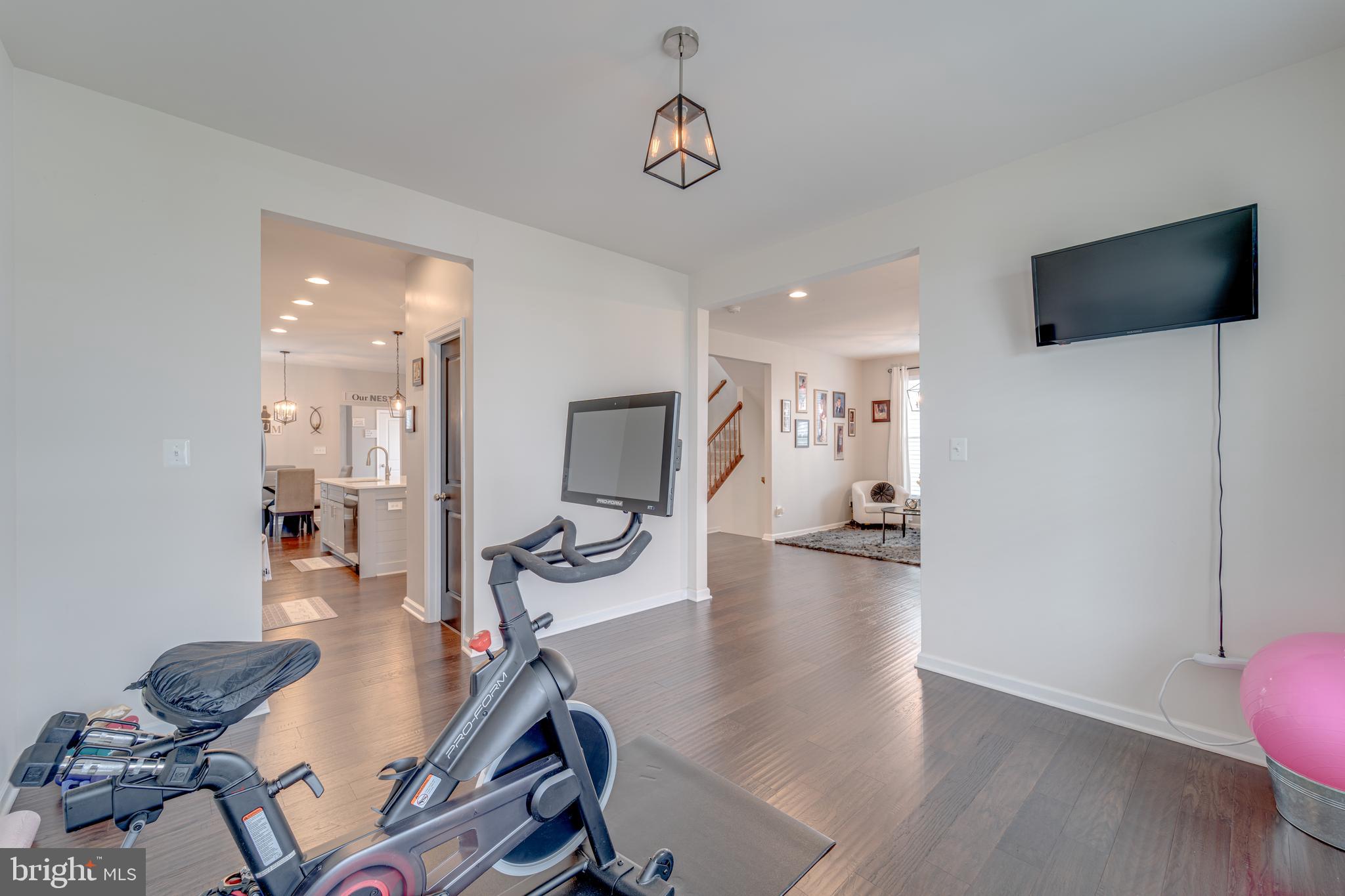 EMBREY MILL - Residential