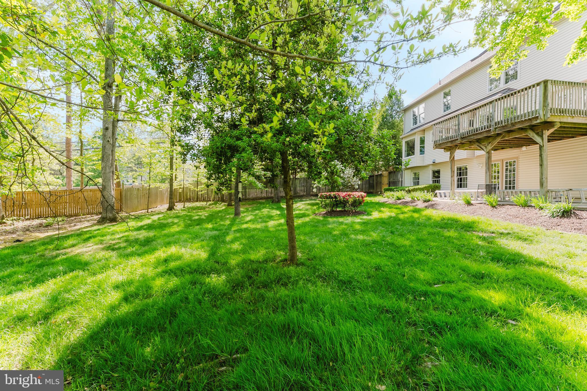 WOODED GLEN - Residential