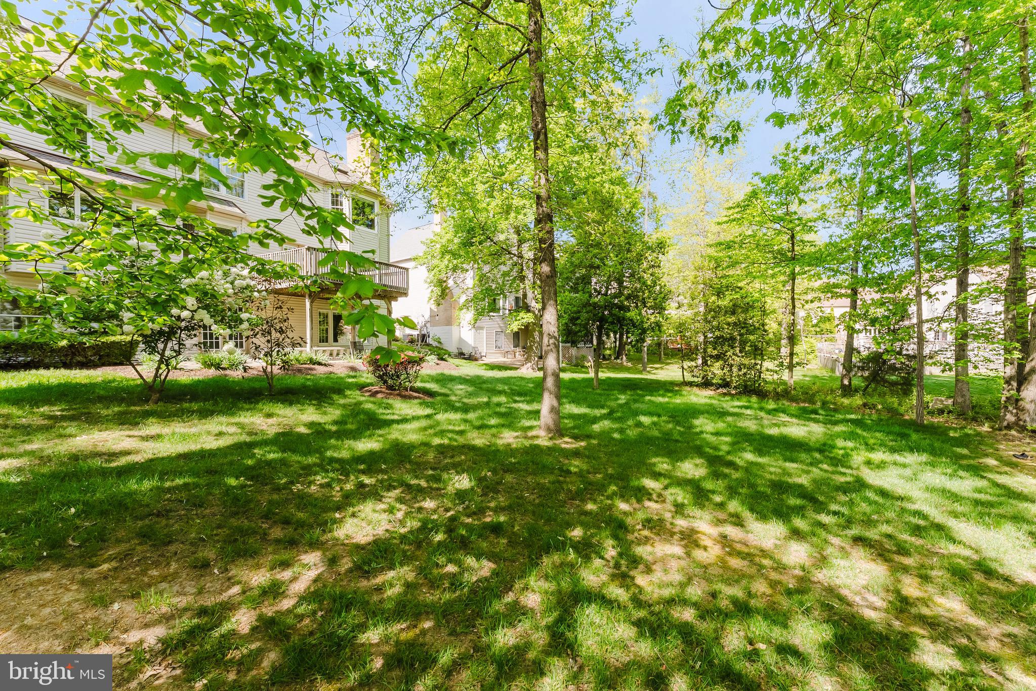 WOODED GLEN - Residential