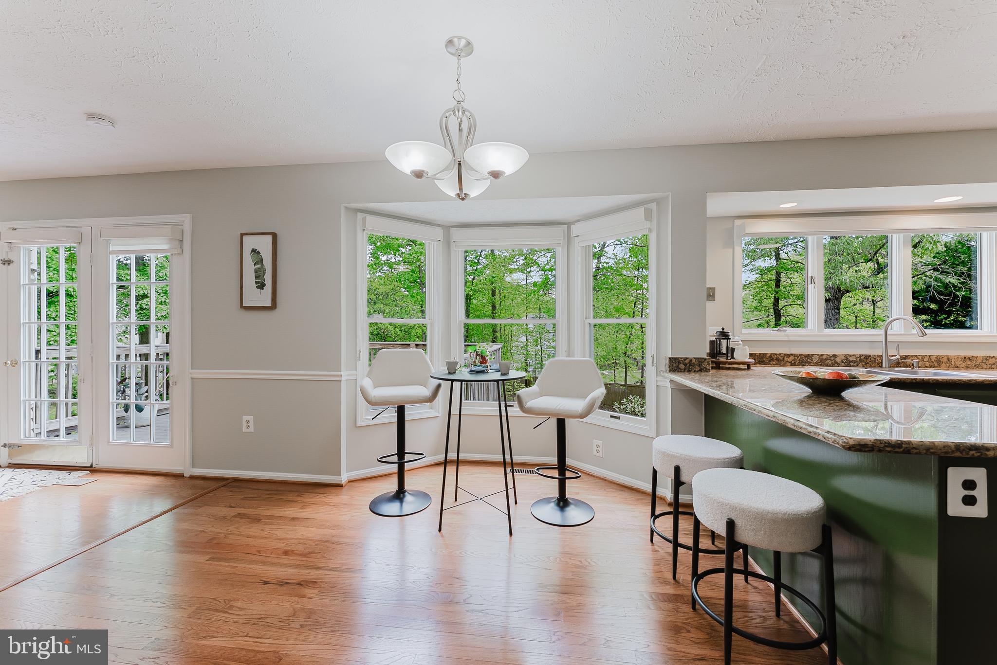 WOODED GLEN - Residential